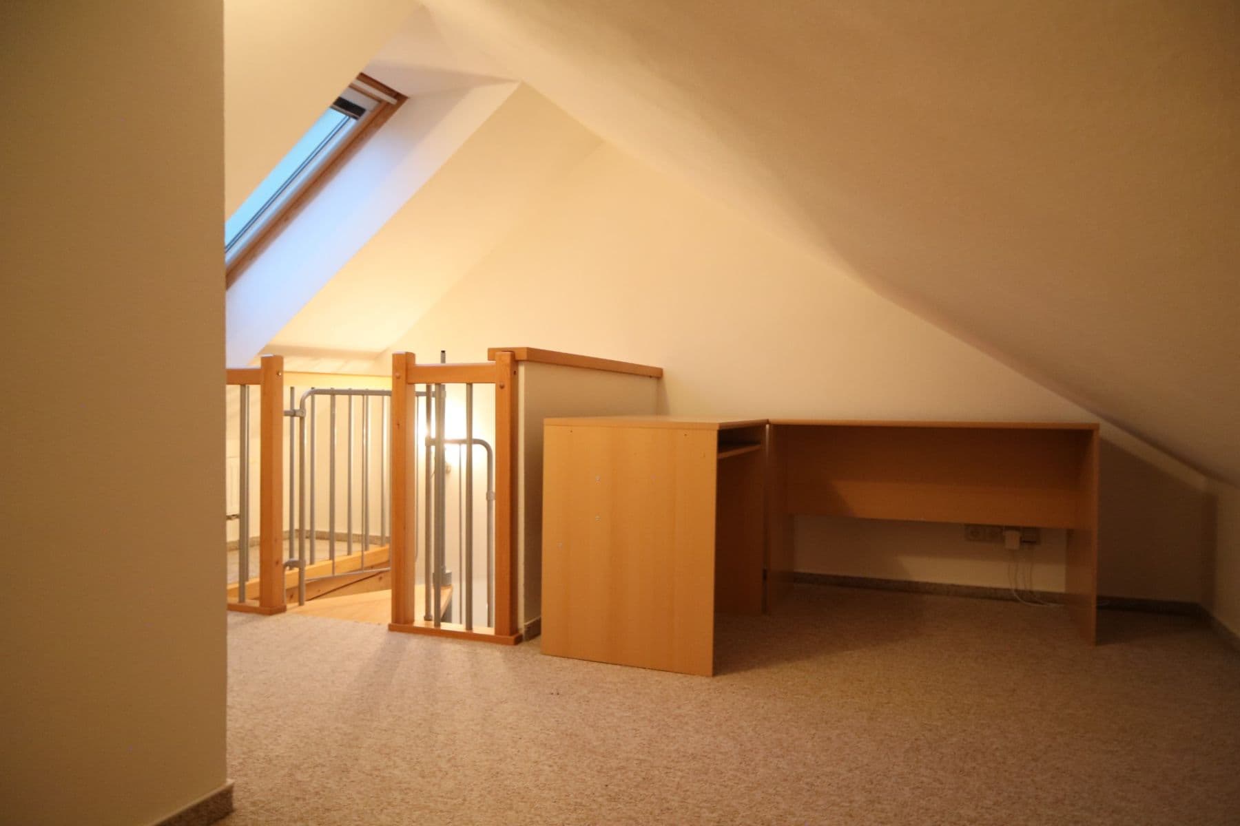 Prenájom bytu 2-izbový 94 m², Lidická třída, České Budějovice, Jihočeský kraj Prenájom bytu 2-izbový 94 m², Lidická třída, České Budějovice, Jihočeský kraj