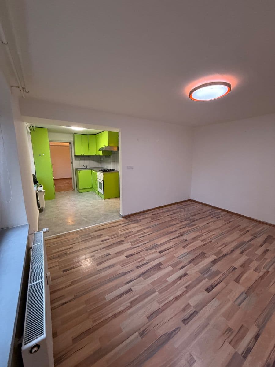 Prenájom bytu 2-izbový 39 m², Rabasova, Slaný, Středočeský kraj Prenájom bytu 2-izbový 39 m², Rabasova, Slaný, Středočeský kraj