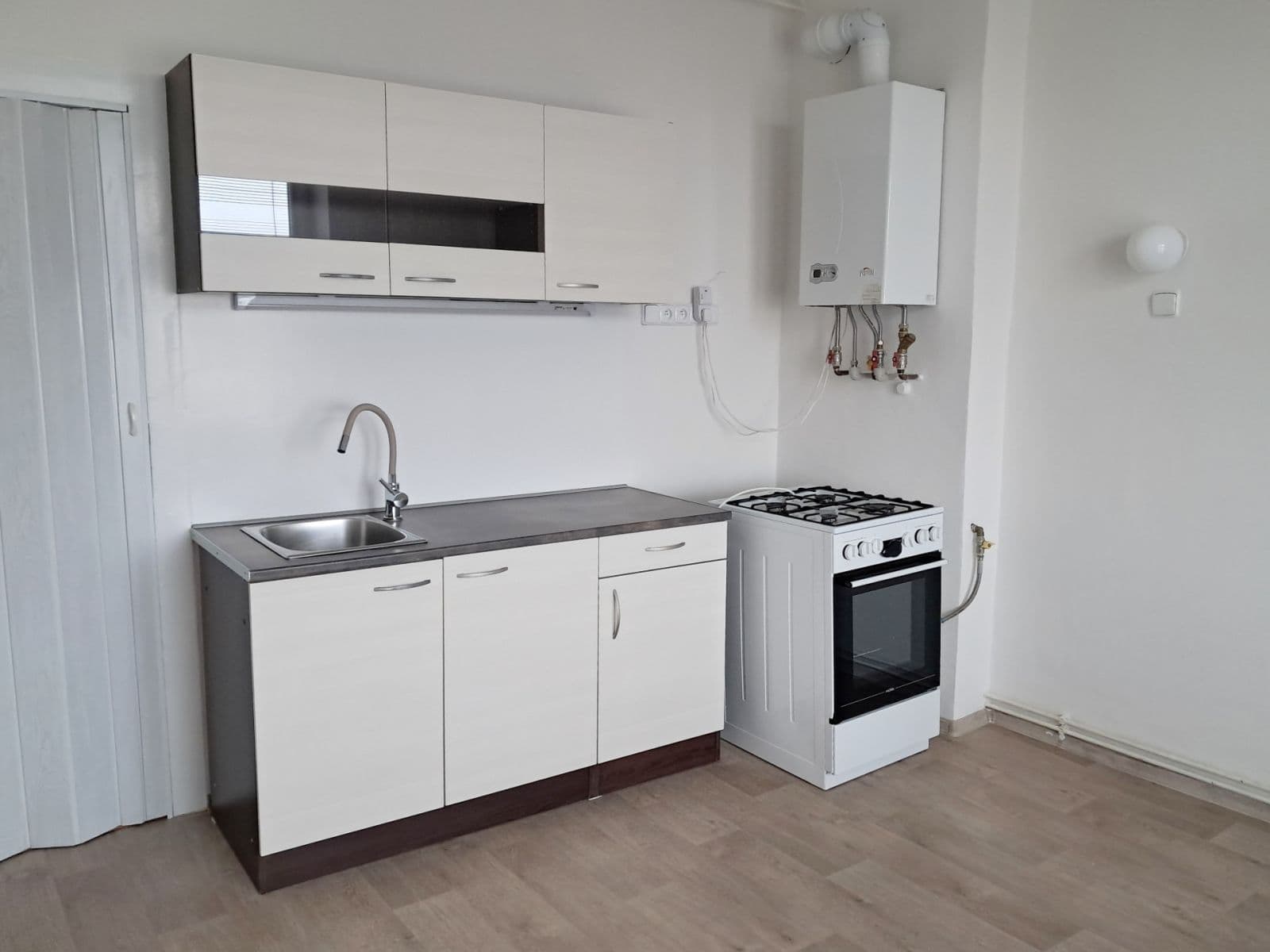 Prenájom bytu 2-izbový 64 m², Srbská, Brno, Jihomoravský kraj Prenájom bytu 2-izbový 64 m², Srbská, Brno, Jihomoravský kraj