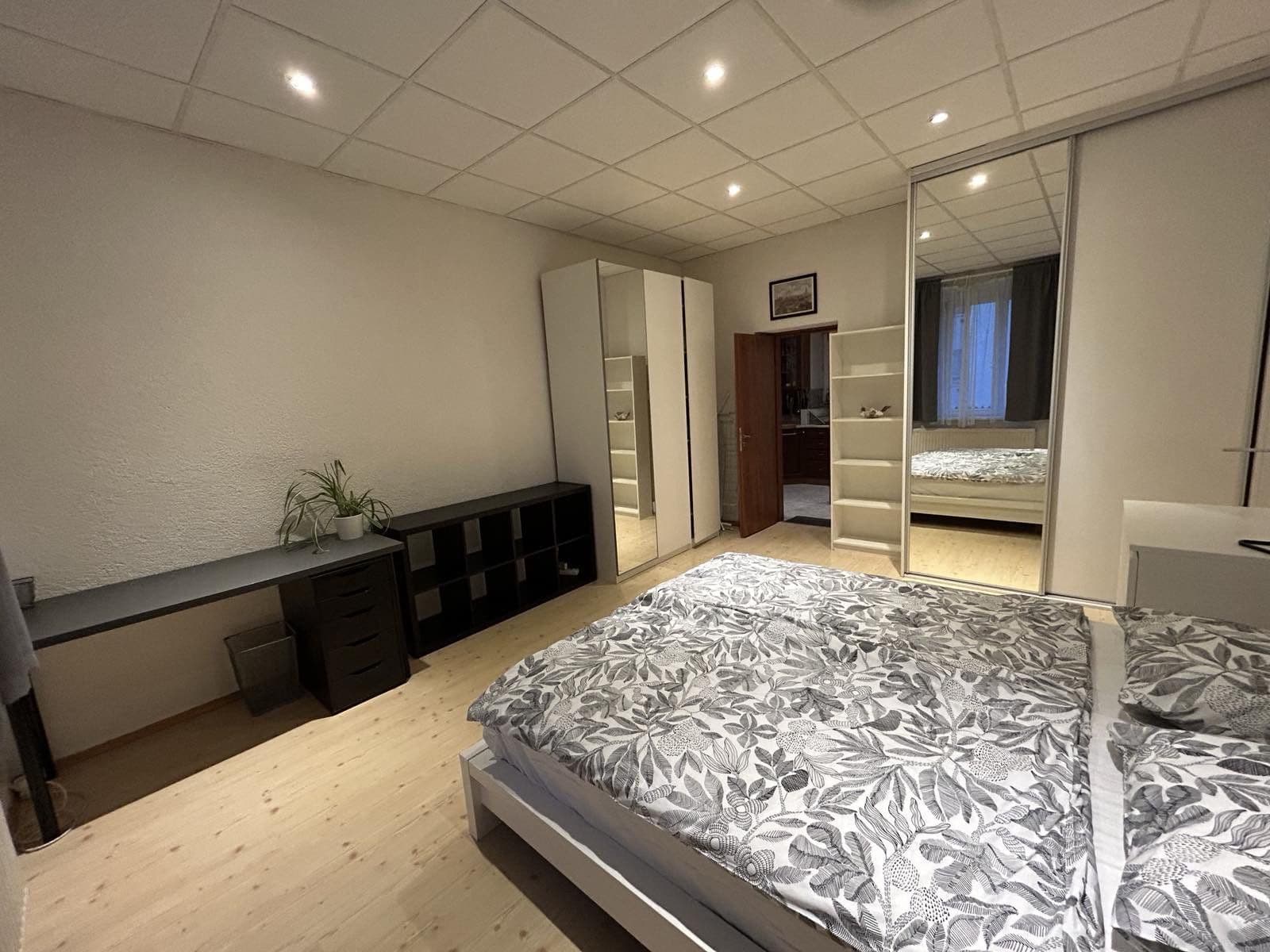 Prenájom bytu 55 m², Radhošťská, Praha, Praha Prenájom bytu 55 m², Radhošťská, Praha, Praha