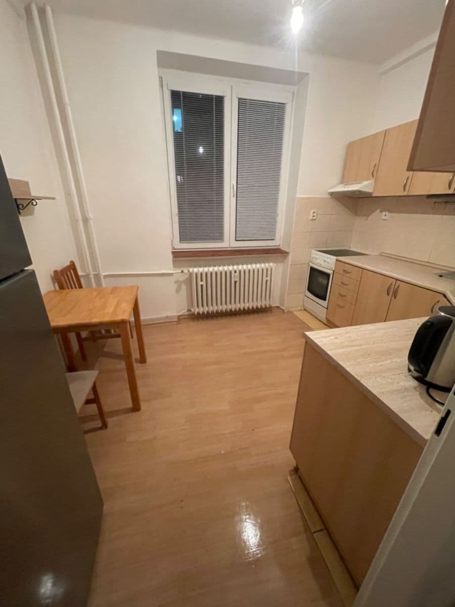 Prenájom bytu 2-izbový 74 m², Třebízského, Ústí nad Labem, Ústecký kraj Prenájom bytu 2-izbový 74 m², Třebízského, Ústí nad Labem, Ústecký kraj