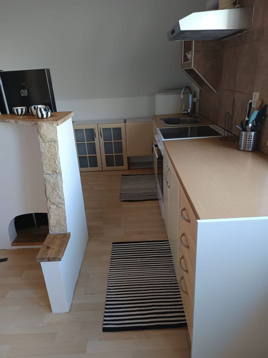 Prenájom bytu 2-izbový 60 m², Stankovského, Čelákovice, Středočeský kraj Prenájom bytu 2-izbový 60 m², Stankovského, Čelákovice, Středočeský kraj