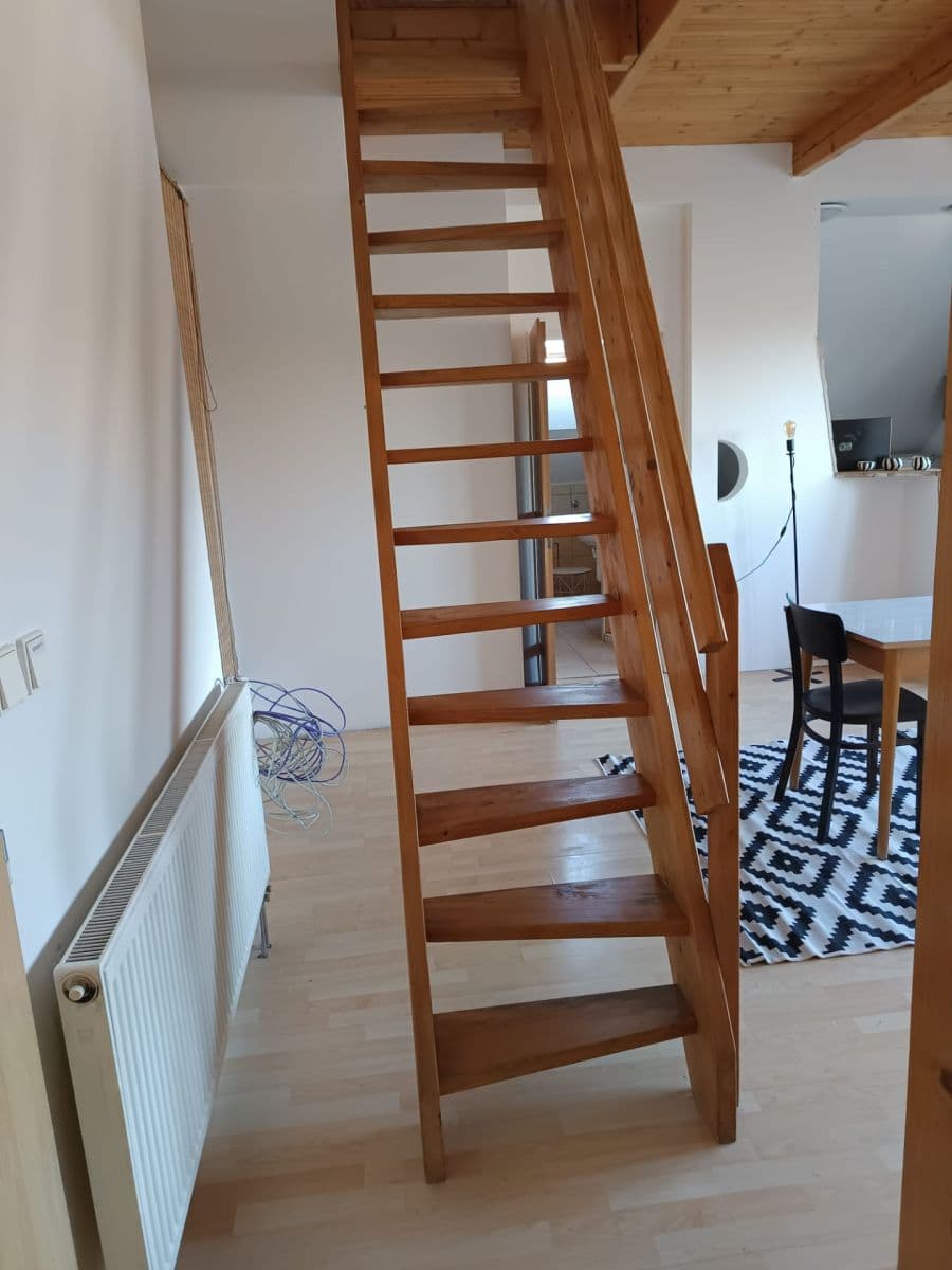 Prenájom bytu 2-izbový 60 m², Stankovského, Čelákovice, Středočeský kraj Prenájom bytu 2-izbový 60 m², Stankovského, Čelákovice, Středočeský kraj