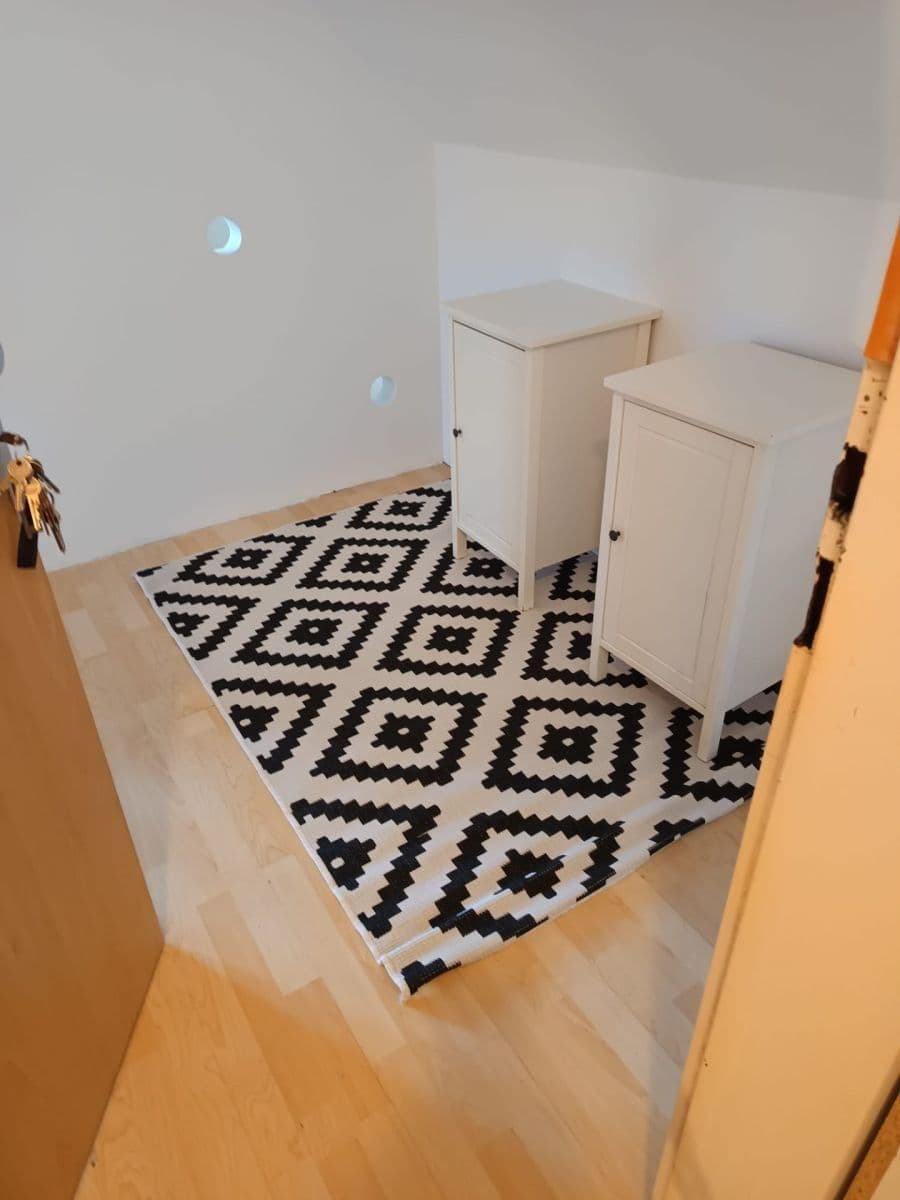 Prenájom bytu 2-izbový 60 m², Stankovského, Čelákovice, Středočeský kraj Prenájom bytu 2-izbový 60 m², Stankovského, Čelákovice, Středočeský kraj