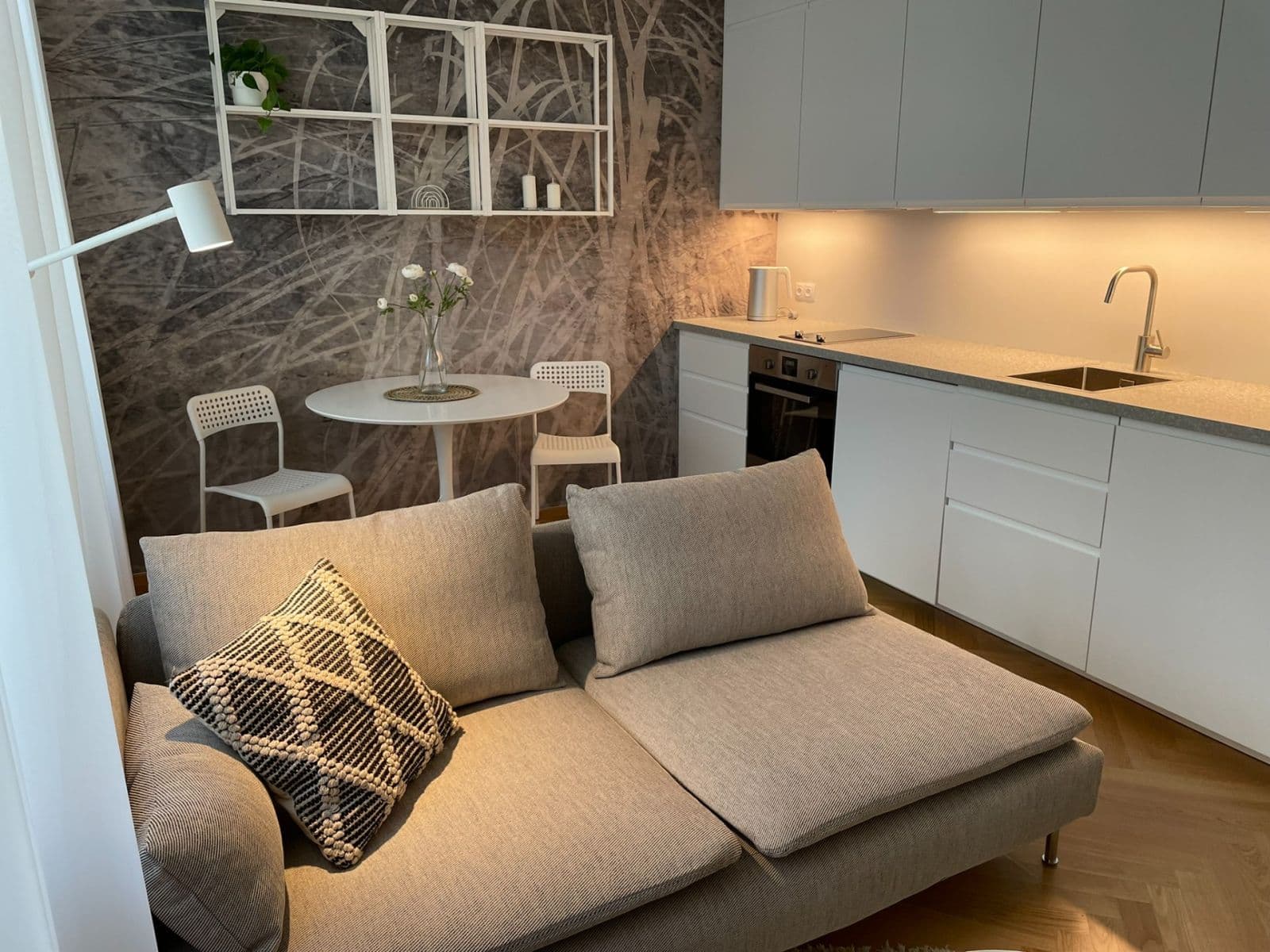 Prenájom bytu 2-izbový 41 m², Bořivojova, Praha, Praha Prenájom bytu 2-izbový 41 m², Bořivojova, Praha, Praha