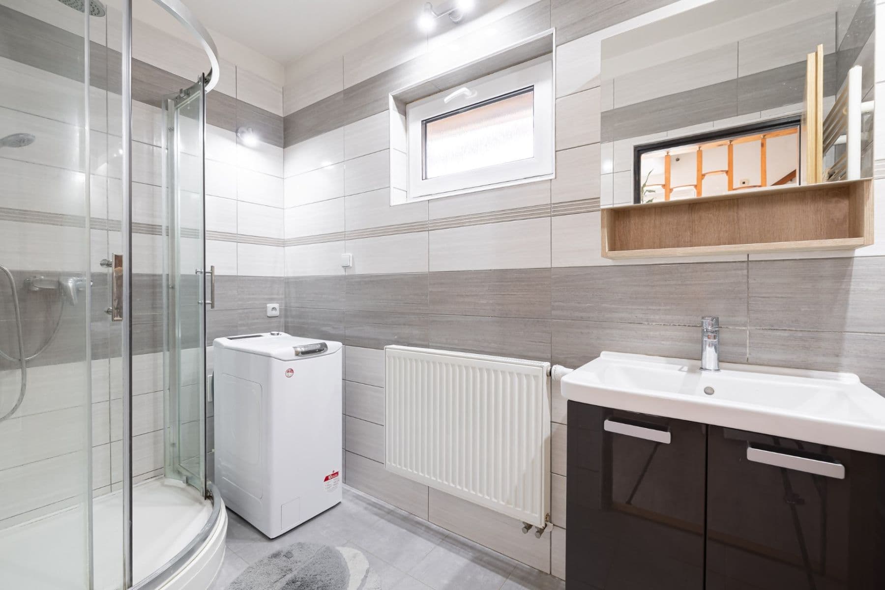 Predaj domu 183 m², pozemek 1.059 m², Na Křížku, Měšice, Středočeský kraj Predaj domu 183 m², pozemek 1.059 m², Na Křížku, Měšice, Středočeský kraj