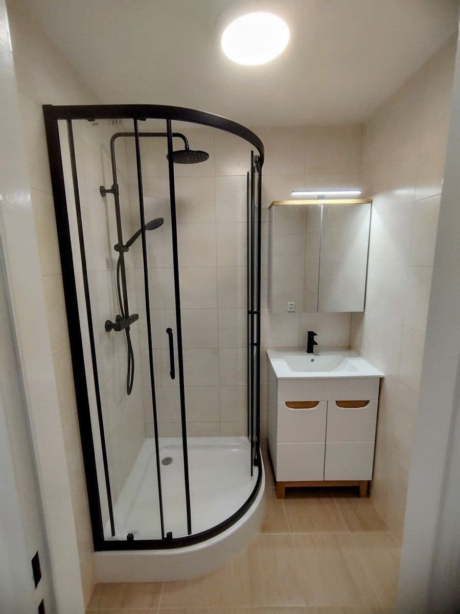 Prenájom bytu 2-izbový 60 m², Pod nádražím, Kraslice, Karlovarský kraj Prenájom bytu 2-izbový 60 m², Pod nádražím, Kraslice, Karlovarský kraj