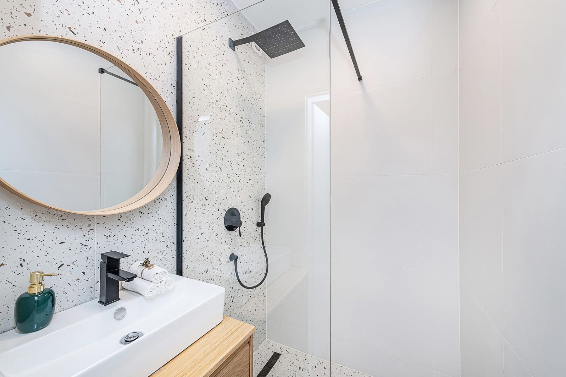 Predaj bytu 3-izbový 56 m², Mozambická, Praha, Praha Predaj bytu 3-izbový 56 m², Mozambická, Praha, Praha