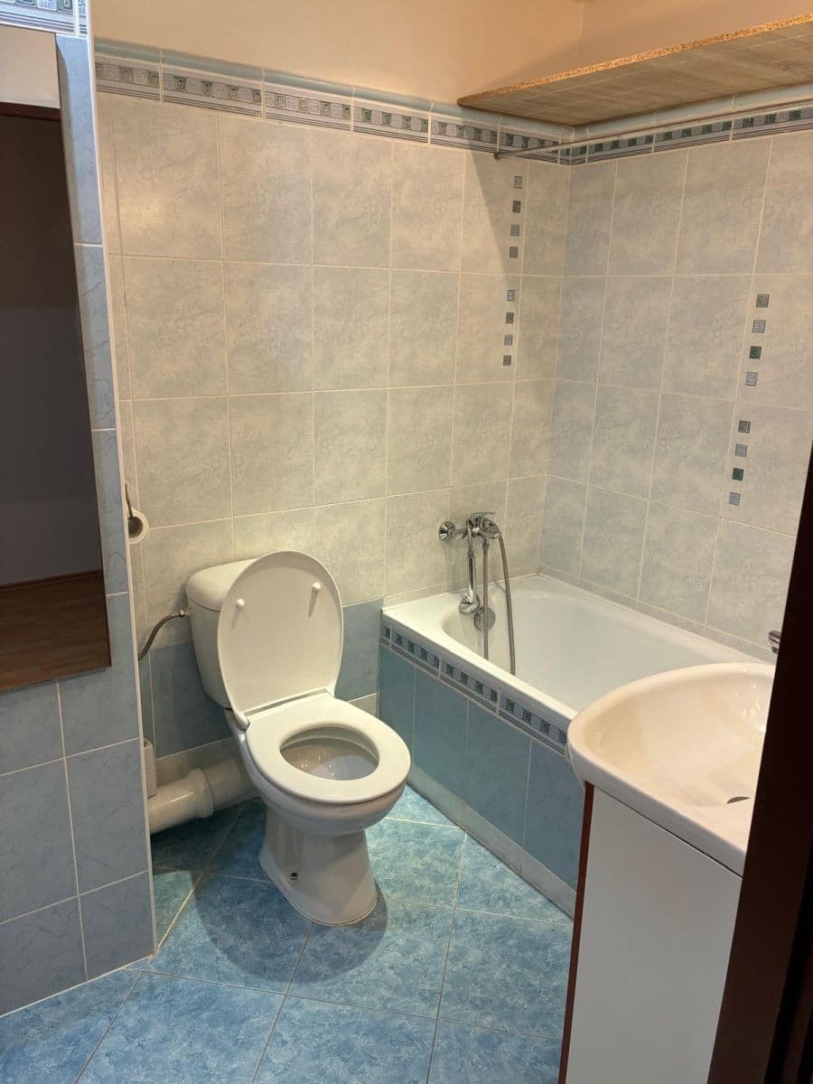 Prenájom bytu 3-izbový 68 m², Dürerova, Praha, Praha Prenájom bytu 3-izbový 68 m², Dürerova, Praha, Praha