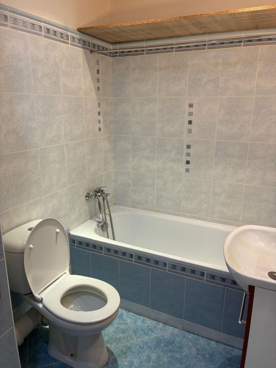 Prenájom bytu 3-izbový 68 m², Dürerova, Praha, Praha Prenájom bytu 3-izbový 68 m², Dürerova, Praha, Praha