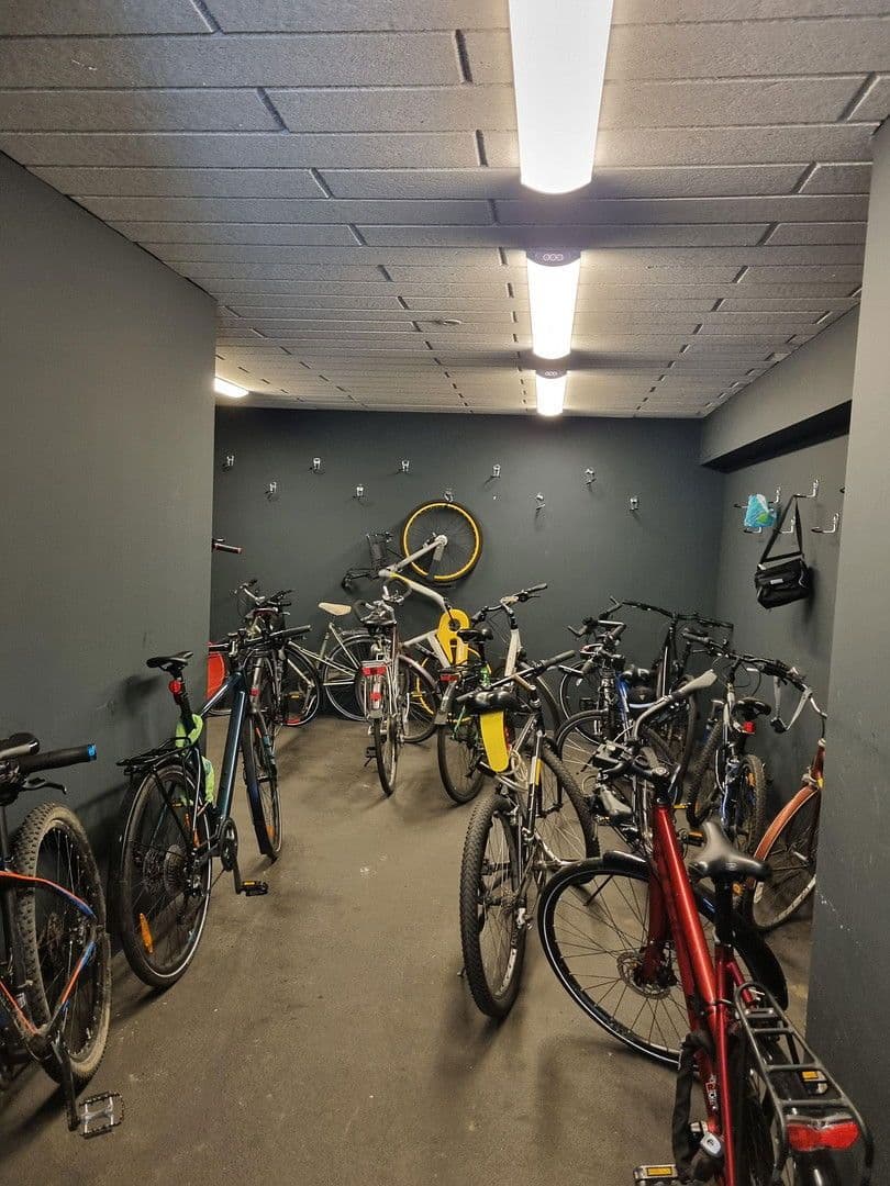 Prenájom bytu 3-izbový 60 m², Wien, Viedeň Prenájom bytu 3-izbový 60 m², Wien, Viedeň