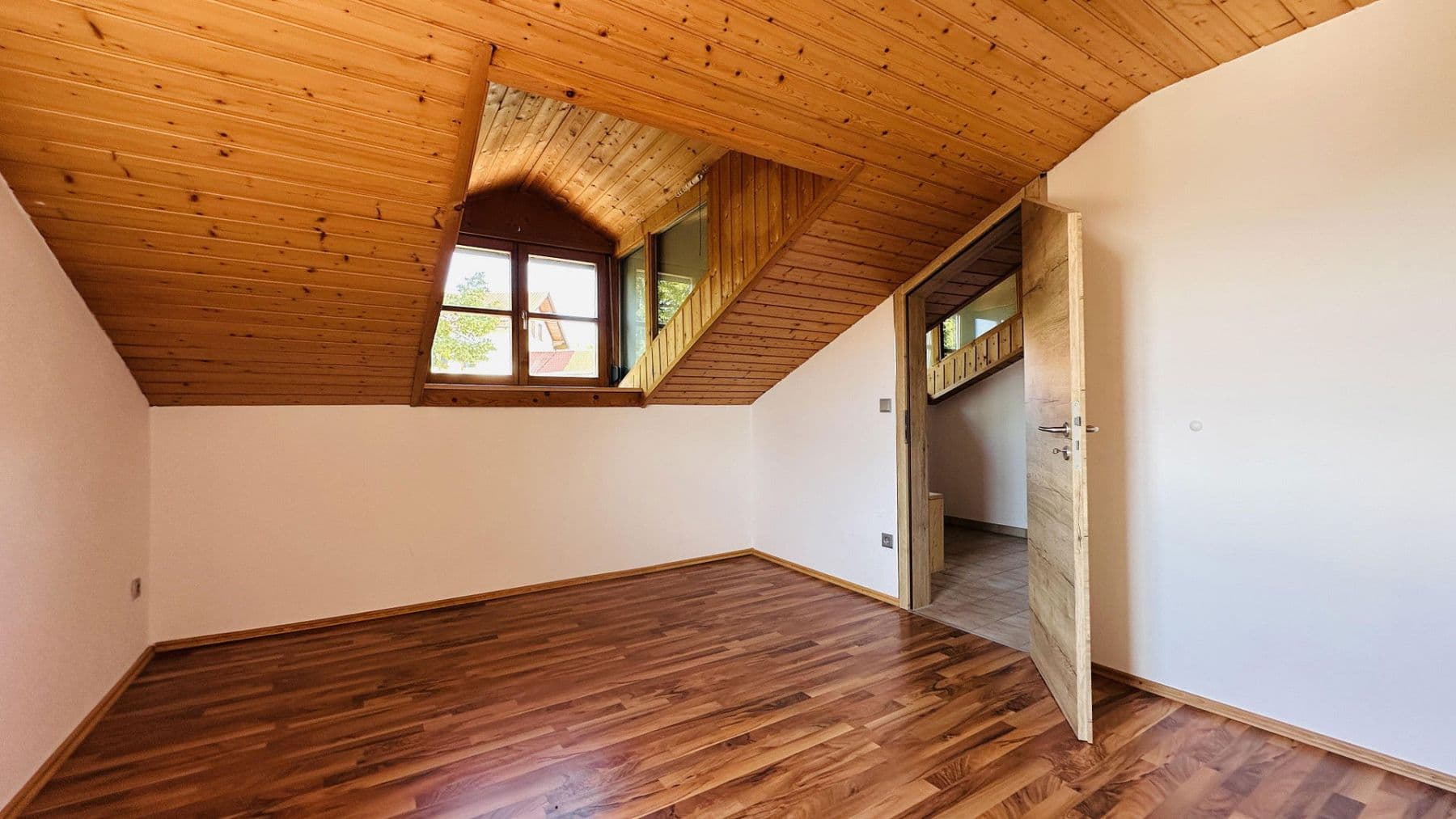 Predaj domu 240 m², pozemek 596 m², Windberg, Bavorsko Predaj domu 240 m², pozemek 596 m², Windberg, Bavorsko