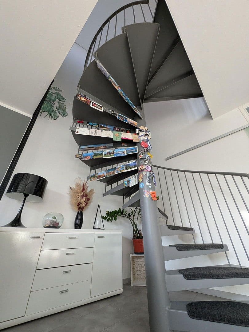 Predaj bytu 3-izbový 90 m², Alte Bergstraße 79, Alsbach-Hähnlein, Hesensko Predaj bytu 3-izbový 90 m², Alte Bergstraße 79, Alsbach-Hähnlein, Hesensko