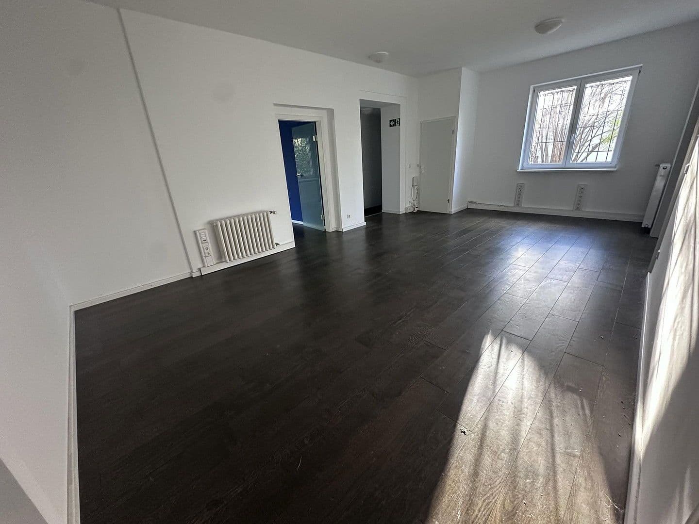 Prenájom kancelárie 433 m², Maximiliankorso 63, Berlin, Berlín Prenájom kancelárie 433 m², Maximiliankorso 63, Berlin, Berlín