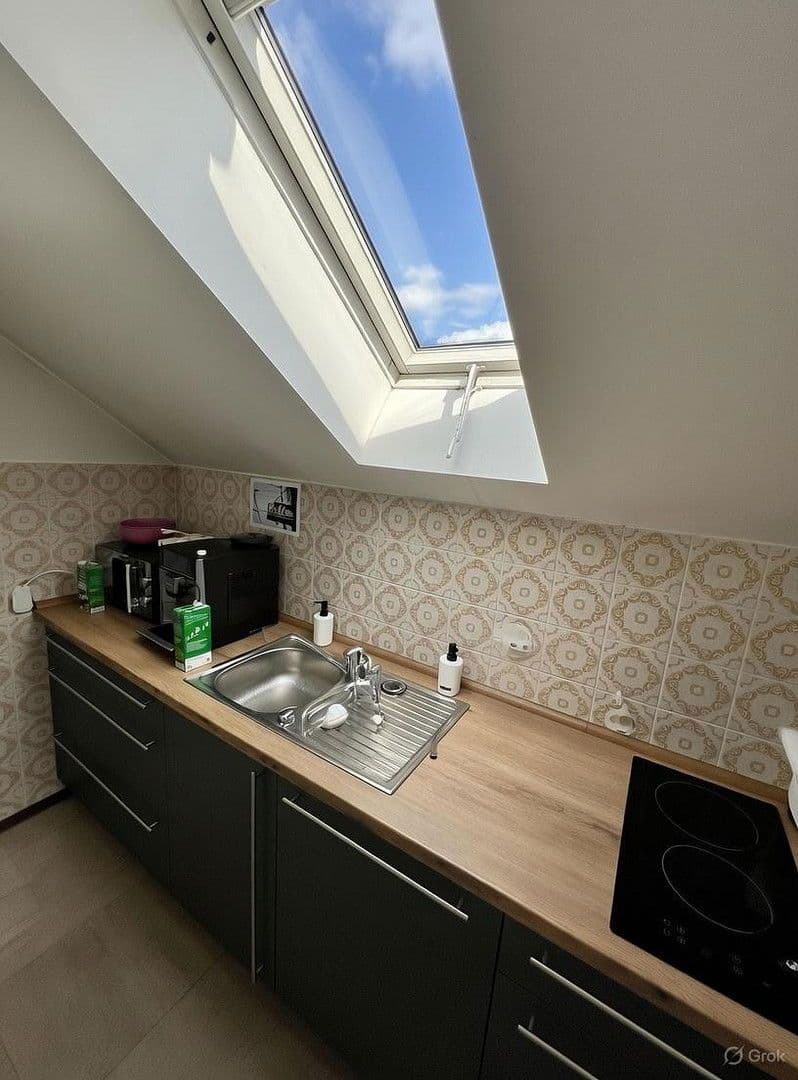 Prenájom kancelárie 218 m², Schlachthausstr. 23, Amberg, Bavorsko Prenájom kancelárie 218 m², Schlachthausstr. 23, Amberg, Bavorsko