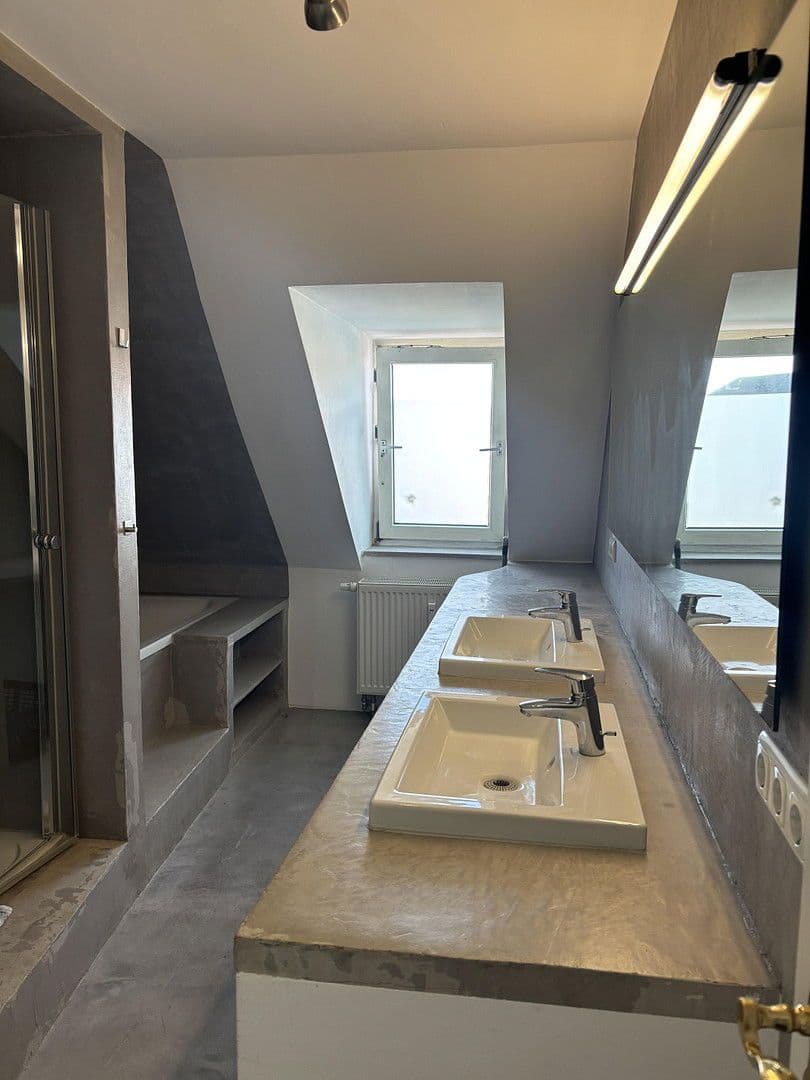 Prenájom bytu 2-izbový 72 m², Baubergerstraße 5, München, Bavorsko Prenájom bytu 2-izbový 72 m², Baubergerstraße 5, München, Bavorsko