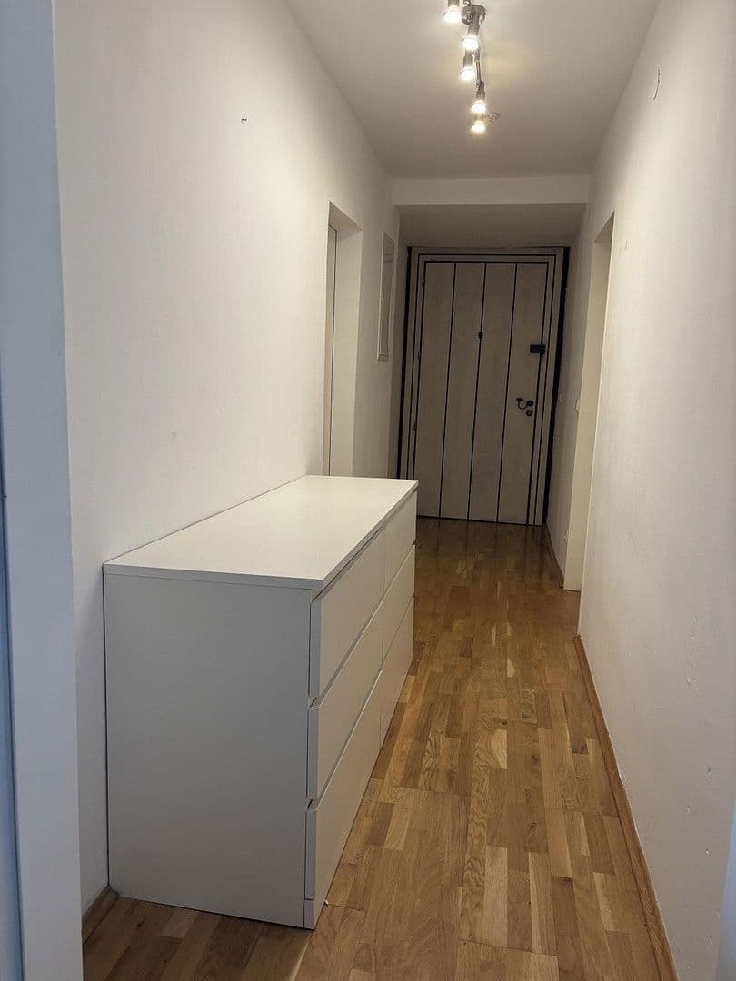 Prenájom bytu 2-izbový 72 m², Baubergerstraße 5, München, Bavorsko Prenájom bytu 2-izbový 72 m², Baubergerstraße 5, München, Bavorsko