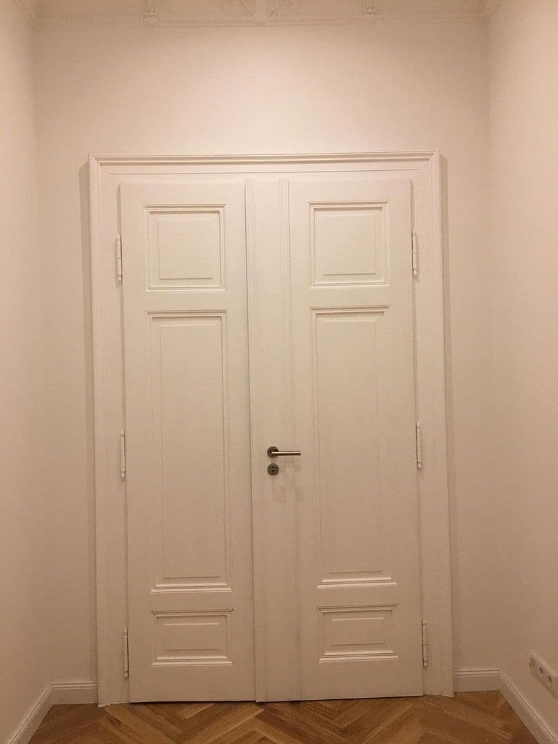 Prenájom bytu 2-izbový 77 m², Leipzig, Sasko Prenájom bytu 2-izbový 77 m², Leipzig, Sasko