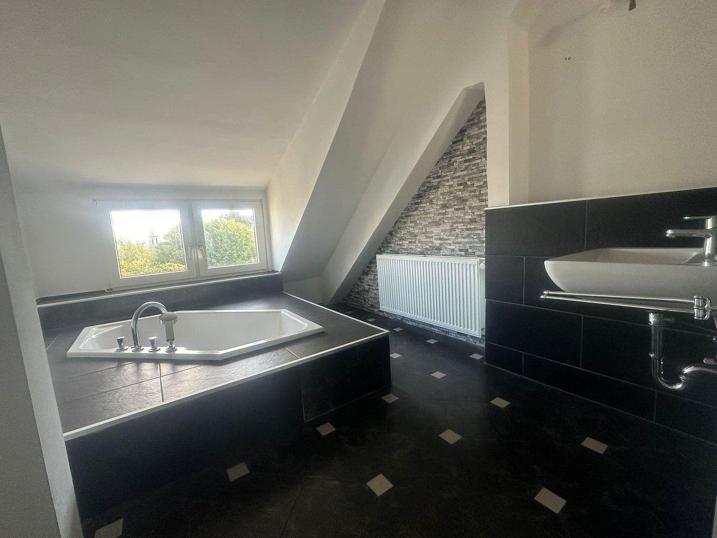 Prenájom bytu 2-izbový 65 m², Rosendahlerstr 23, Gevelsberg, Severné Porýnie - Westfálsko Prenájom bytu 2-izbový 65 m², Rosendahlerstr 23, Gevelsberg, Severné Porýnie - Westfálsko