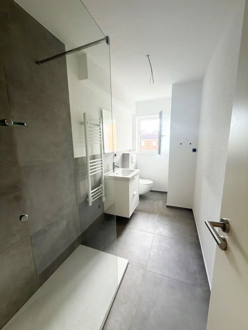 Prenájom bytu 2-izbový 59 m², Stuttgart, Bádensko-Wurttembersko Prenájom bytu 2-izbový 59 m², Stuttgart, Bádensko-Wurttembersko