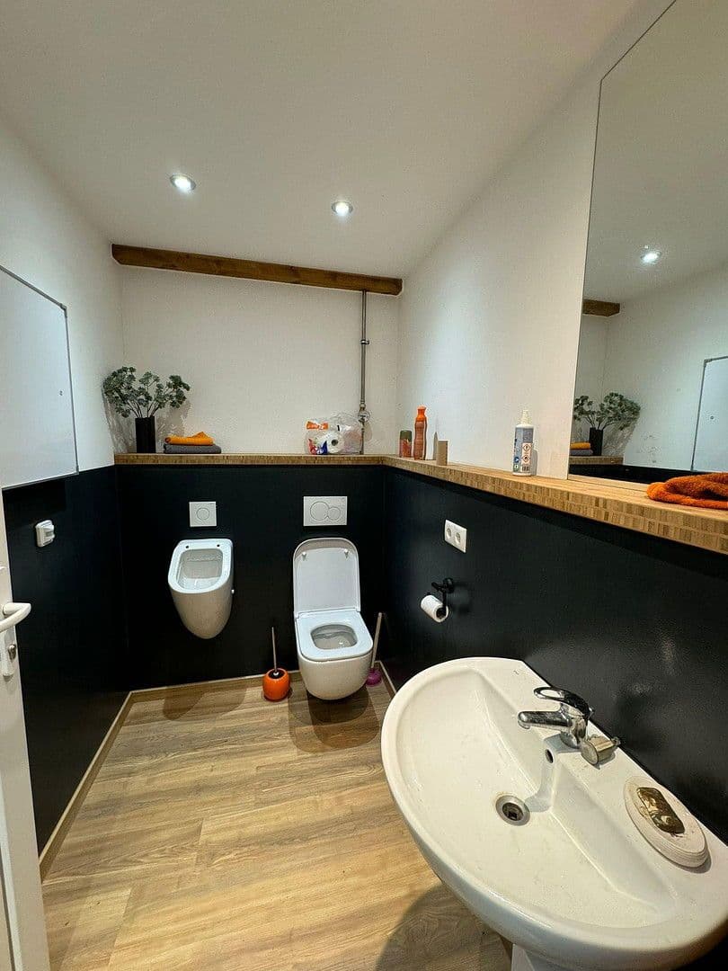 Prenájom nebytového priestoru 127 m², Holzgartenstr 1, Mering, Bavorsko Prenájom nebytového priestoru 127 m², Holzgartenstr 1, Mering, Bavorsko