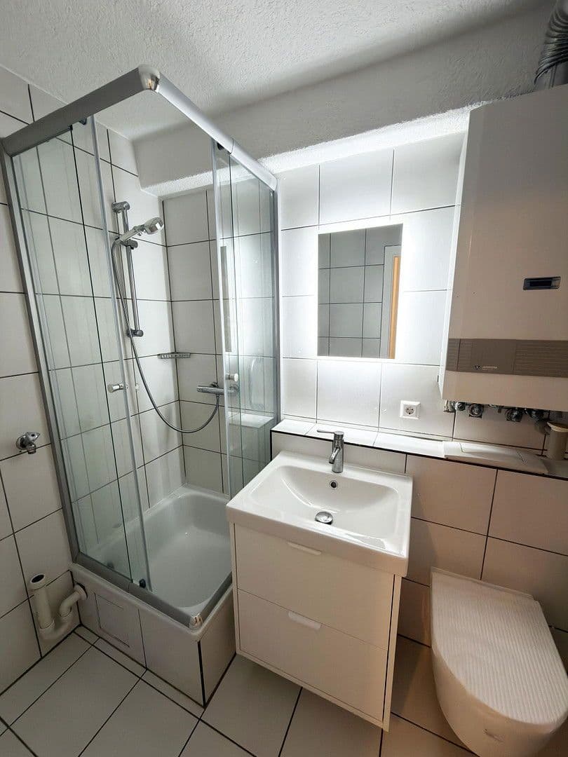 Prenájom bytu 1-izbový 40 m², Stuttgart, Bádensko-Wurttembersko Prenájom bytu 1-izbový 40 m², Stuttgart, Bádensko-Wurttembersko