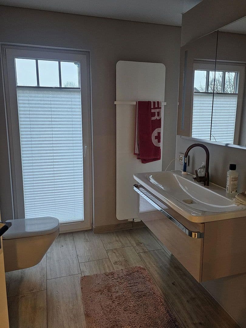 Predaj domu 210 m², pozemek 1.552 m², Neuenkirchen, Dolné Sasko Predaj domu 210 m², pozemek 1.552 m², Neuenkirchen, Dolné Sasko