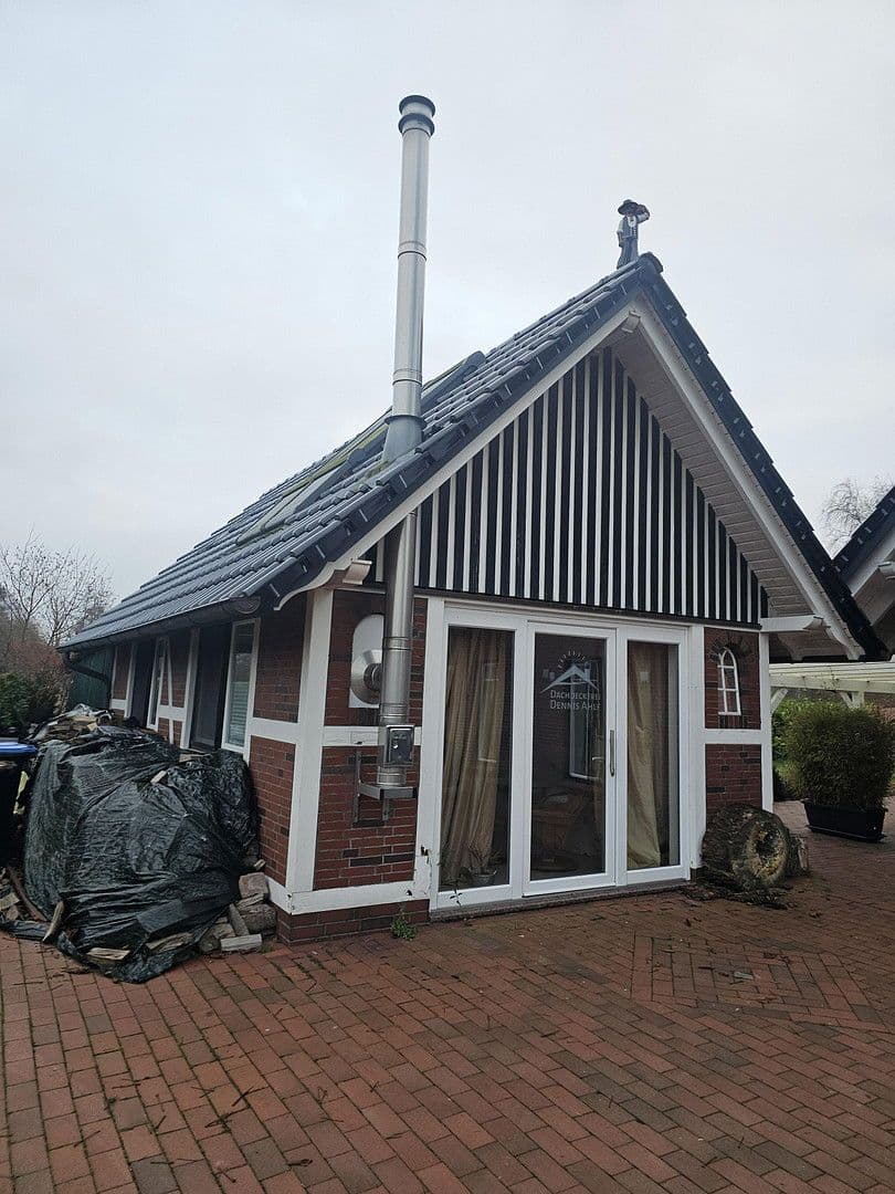 Predaj domu 210 m², pozemek 1.552 m², Neuenkirchen, Dolné Sasko Predaj domu 210 m², pozemek 1.552 m², Neuenkirchen, Dolné Sasko