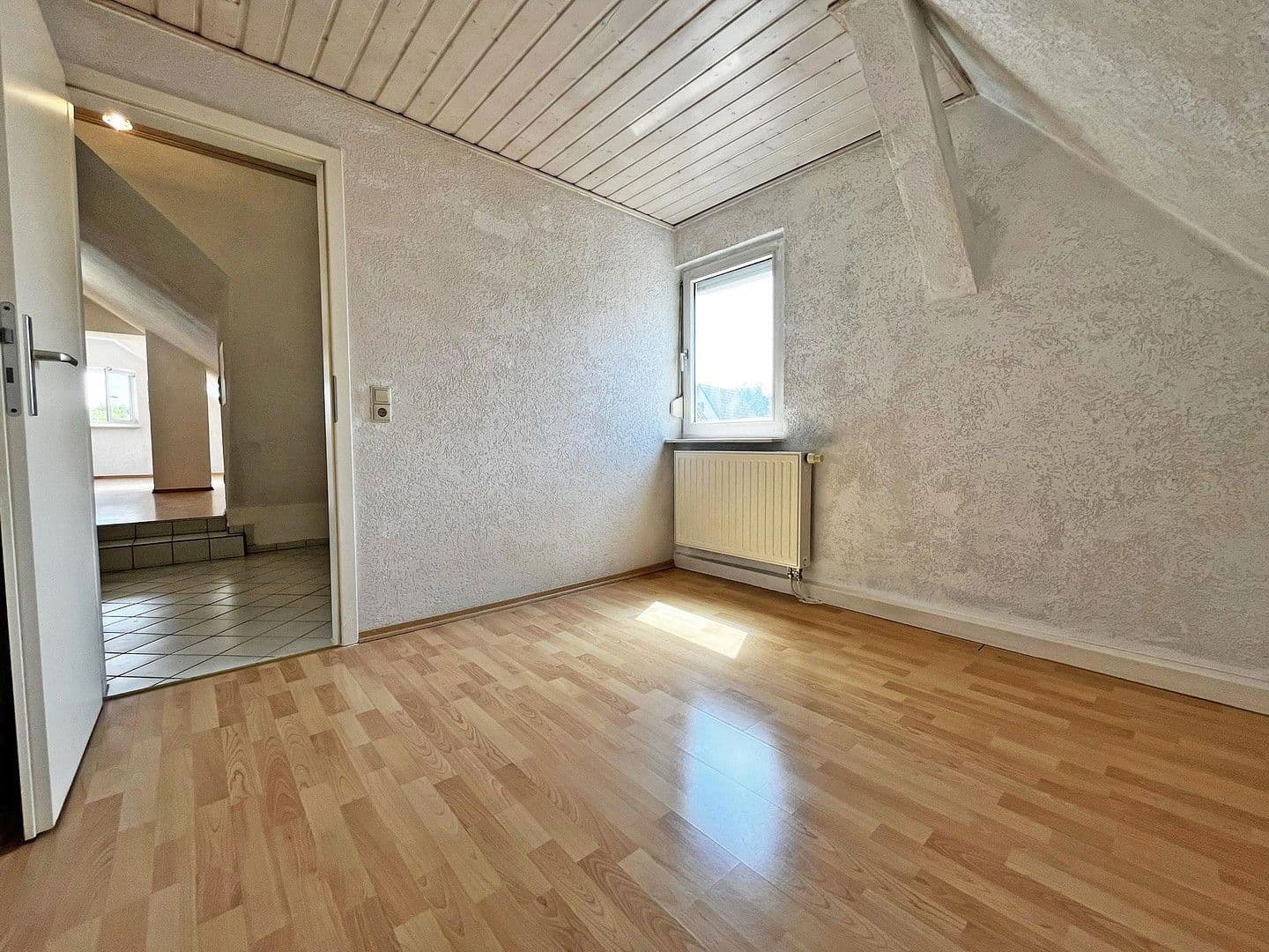 Prenájom bytu 3-izbový 72 m², Heilbronn, Bádensko-Wurttembersko Prenájom bytu 3-izbový 72 m², Heilbronn, Bádensko-Wurttembersko