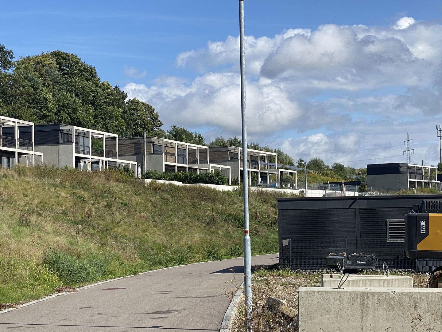 Predaj domu 120 m², pozemek 400 m², Im Sonnenpark, Mietingen, Bádensko-Wurttembersko Predaj domu 120 m², pozemek 400 m², Im Sonnenpark, Mietingen, Bádensko-Wurttembersko