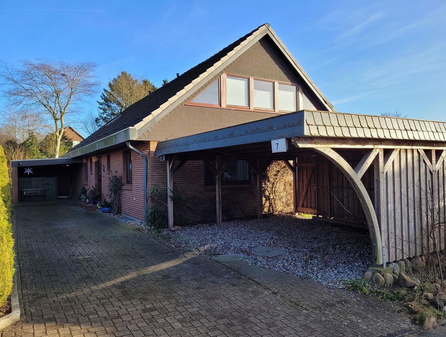 Prenájom bytu 3-izbový 100 m², Bosau, Šlezvicko-Holštajnsko Prenájom bytu 3-izbový 100 m², Bosau, Šlezvicko-Holštajnsko