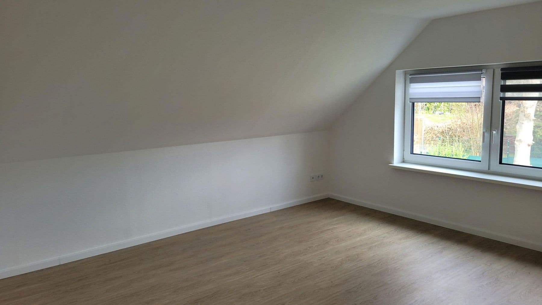 Prenájom bytu 3-izbový 100 m², Bosau, Šlezvicko-Holštajnsko Prenájom bytu 3-izbový 100 m², Bosau, Šlezvicko-Holštajnsko