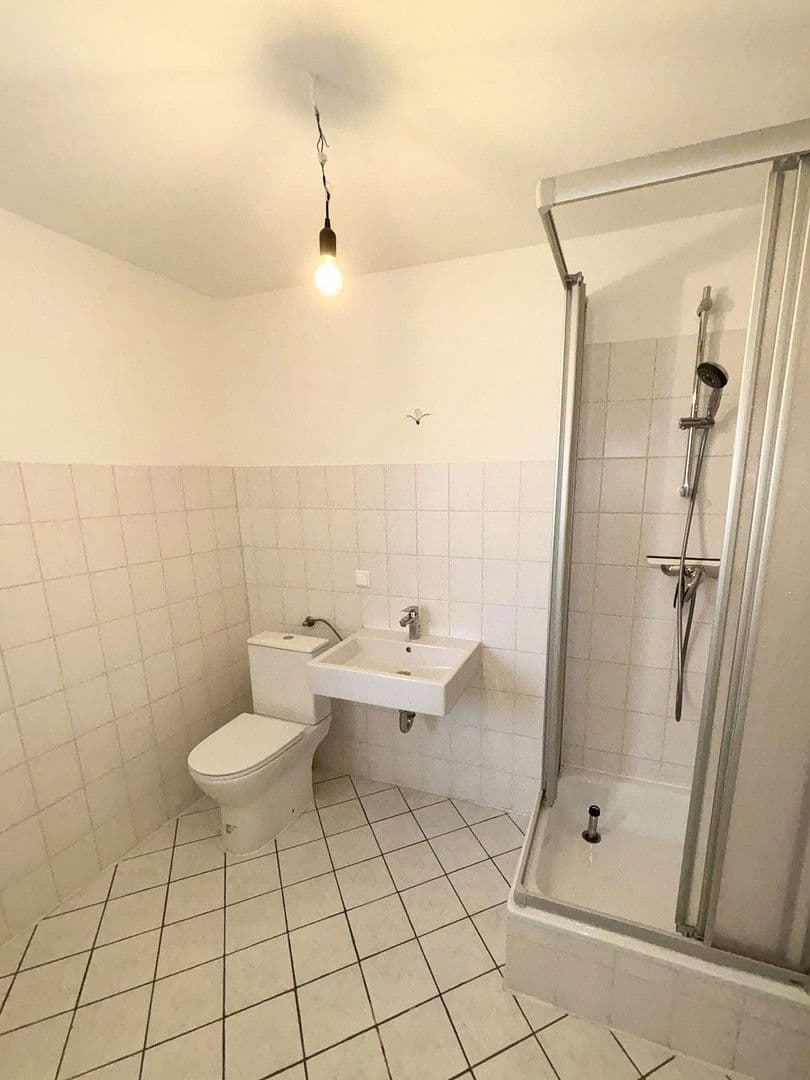 Prenájom bytu 3-izbový 118 m², Breiter Weg 226, Magdeburg, Sasko-Anhaltsko Prenájom bytu 3-izbový 118 m², Breiter Weg 226, Magdeburg, Sasko-Anhaltsko