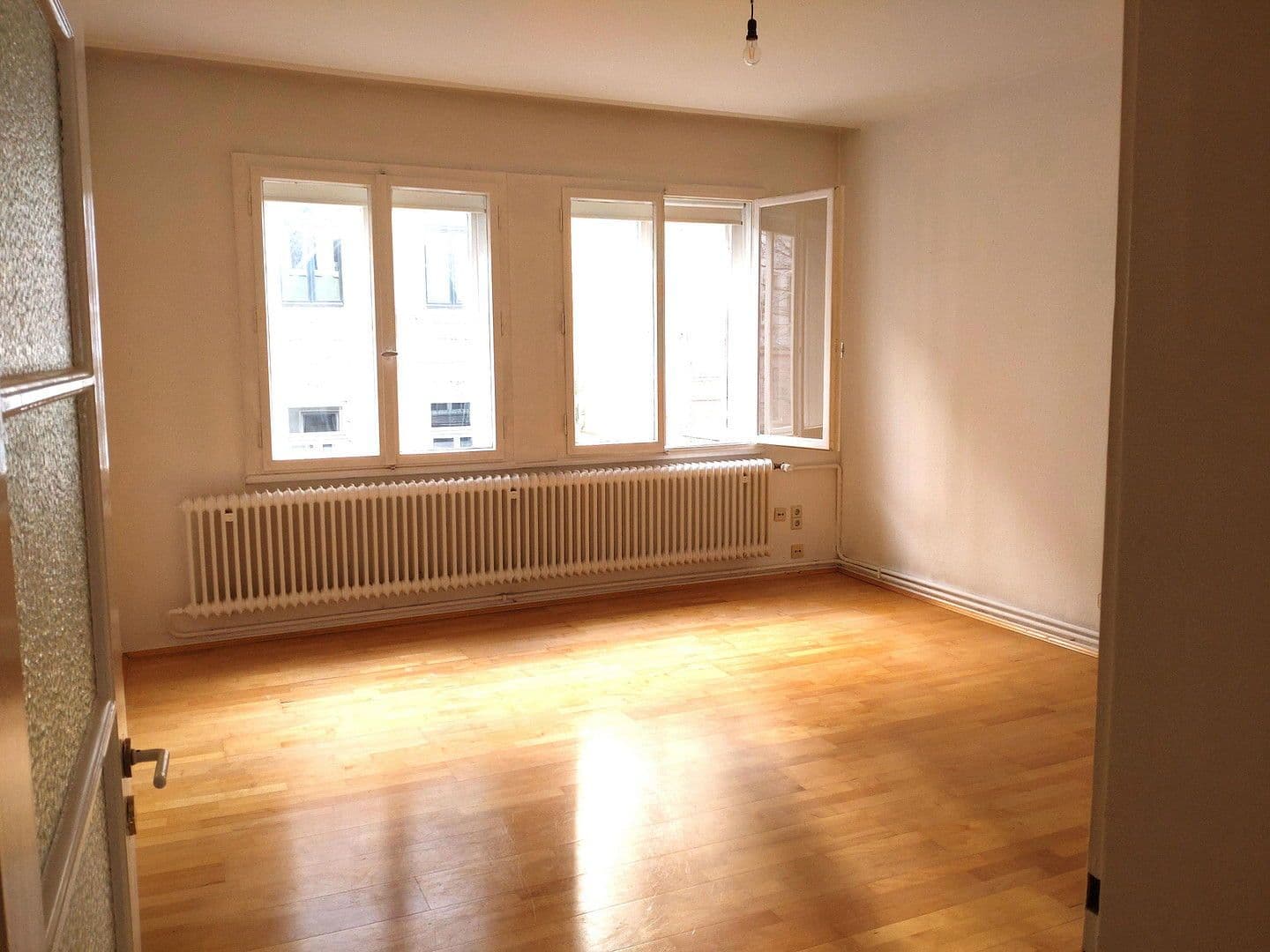 Prenájom bytu 2-izbový 66 m², Gretchenstr. 39b, Hannover, Dolné Sasko Prenájom bytu 2-izbový 66 m², Gretchenstr. 39b, Hannover, Dolné Sasko