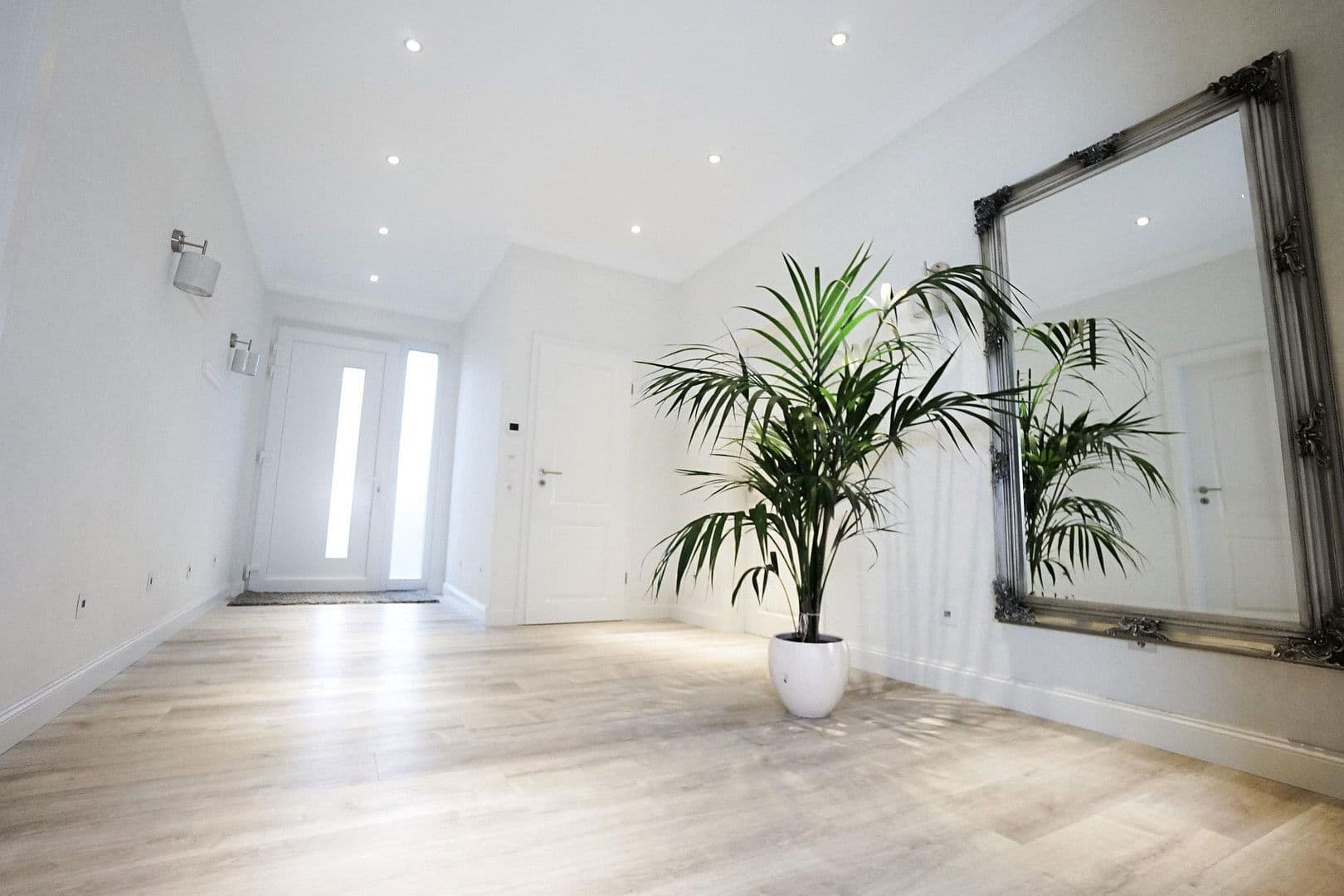 Predaj domu 280 m², pozemek 685 m², Löningen, Dolné Sasko Predaj domu 280 m², pozemek 685 m², Löningen, Dolné Sasko