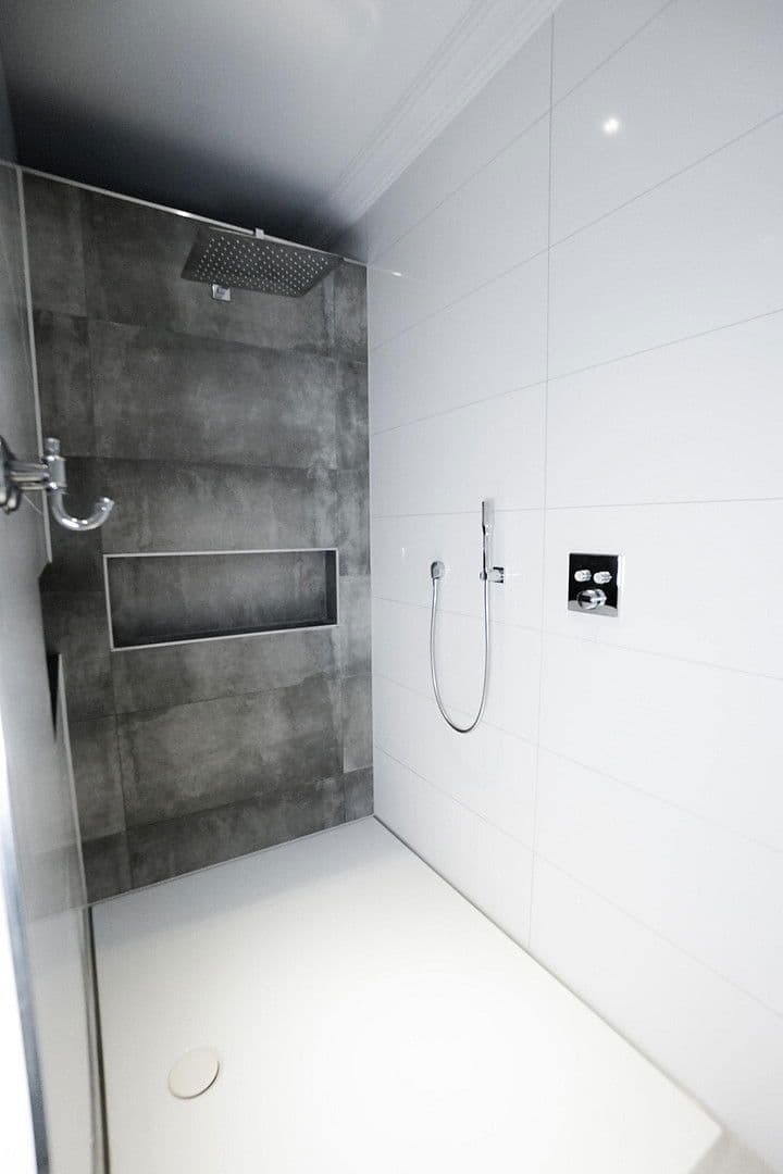 Predaj domu 280 m², pozemek 685 m², Löningen, Dolné Sasko Predaj domu 280 m², pozemek 685 m², Löningen, Dolné Sasko