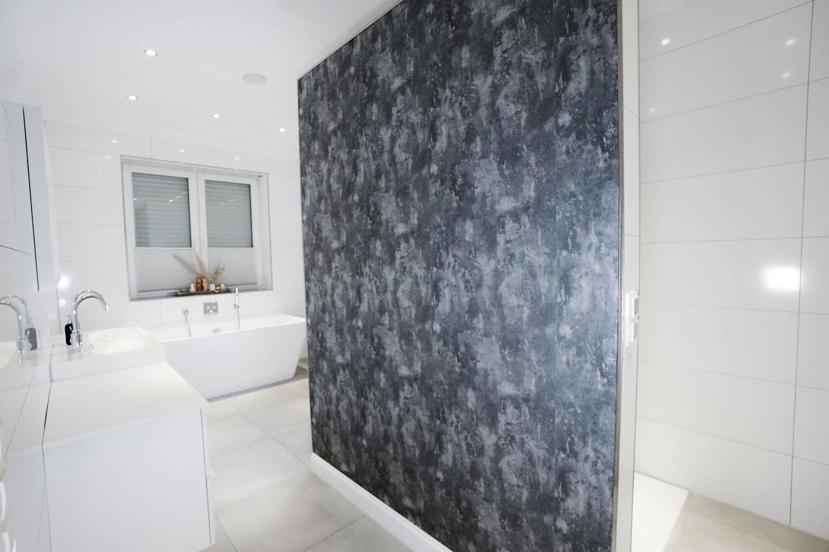 Predaj domu 280 m², pozemek 685 m², Löningen, Dolné Sasko Predaj domu 280 m², pozemek 685 m², Löningen, Dolné Sasko