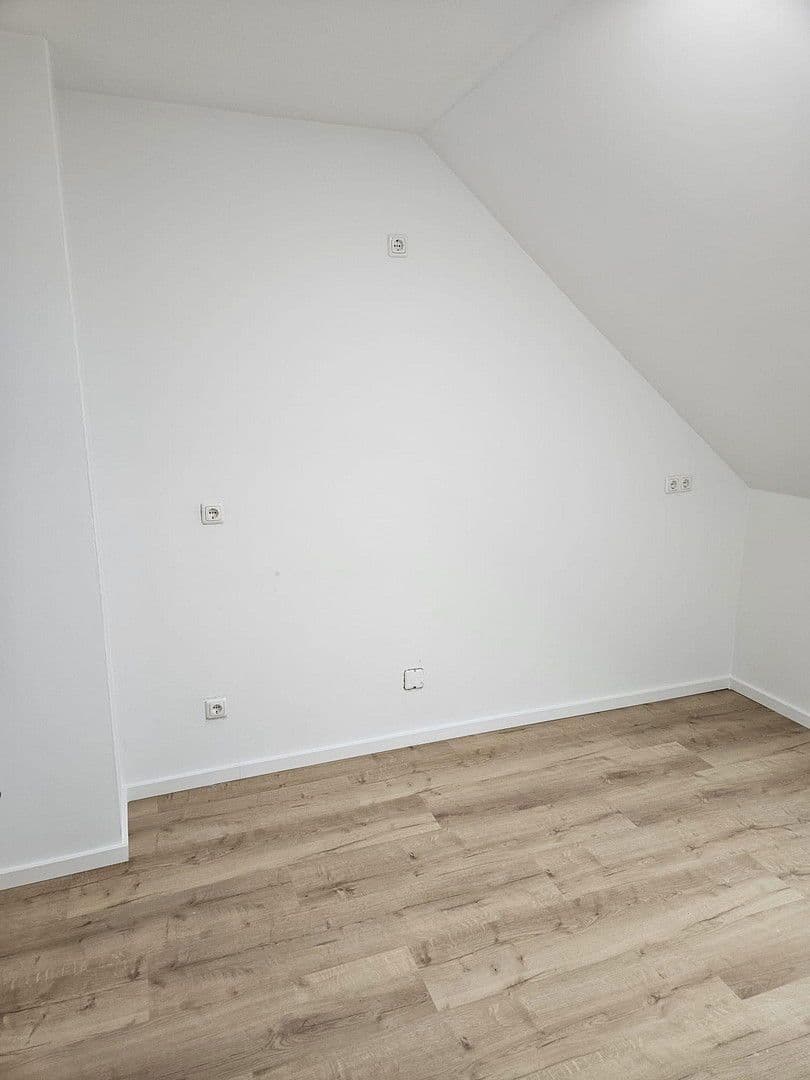 Prenájom bytu 1-izbový 41 m², Berg b.Neumarkt i.d.OPf., Bavorsko Prenájom bytu 1-izbový 41 m², Berg b.Neumarkt i.d.OPf., Bavorsko