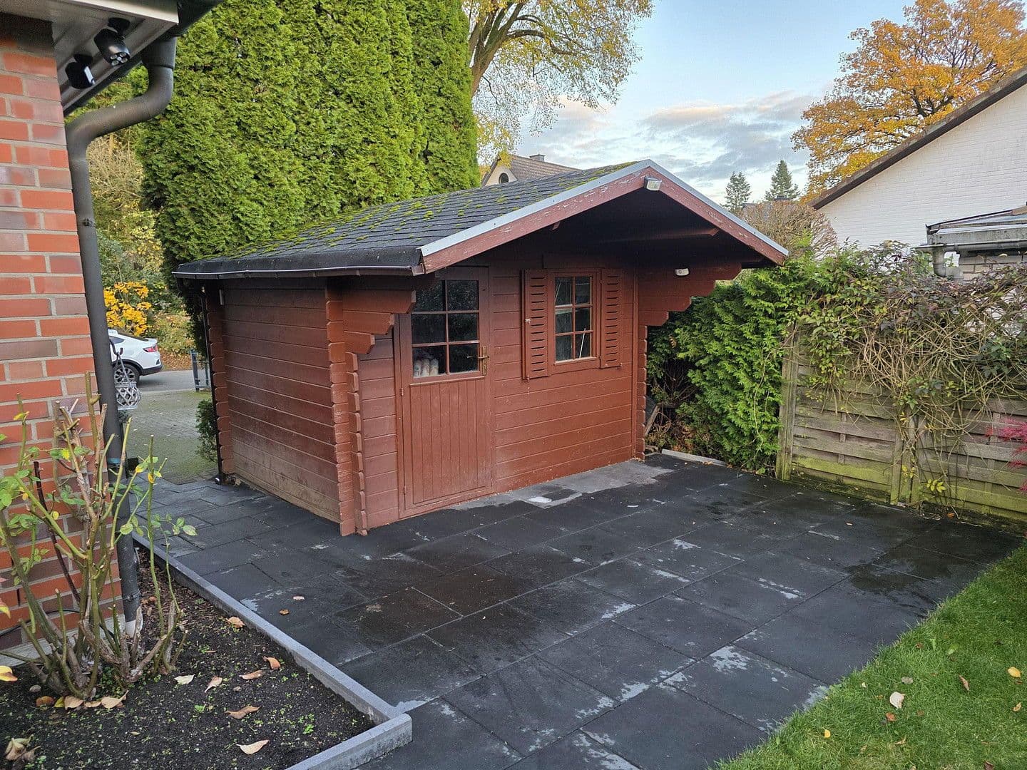 Predaj domu 100 m², pozemek 250 m², Rosengarten, Dolné Sasko Predaj domu 100 m², pozemek 250 m², Rosengarten, Dolné Sasko