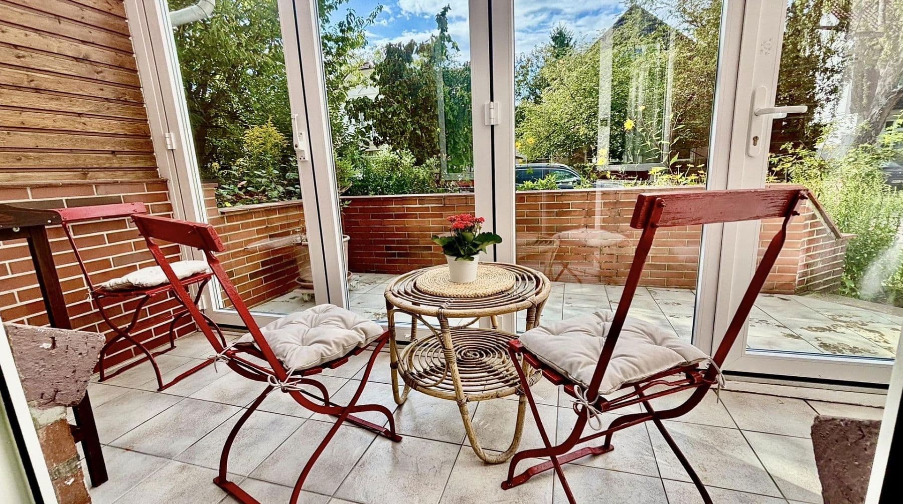 Prenájom bytu 5-izbový 120 m², Hamburg, Hamburg Prenájom bytu 5-izbový 120 m², Hamburg, Hamburg