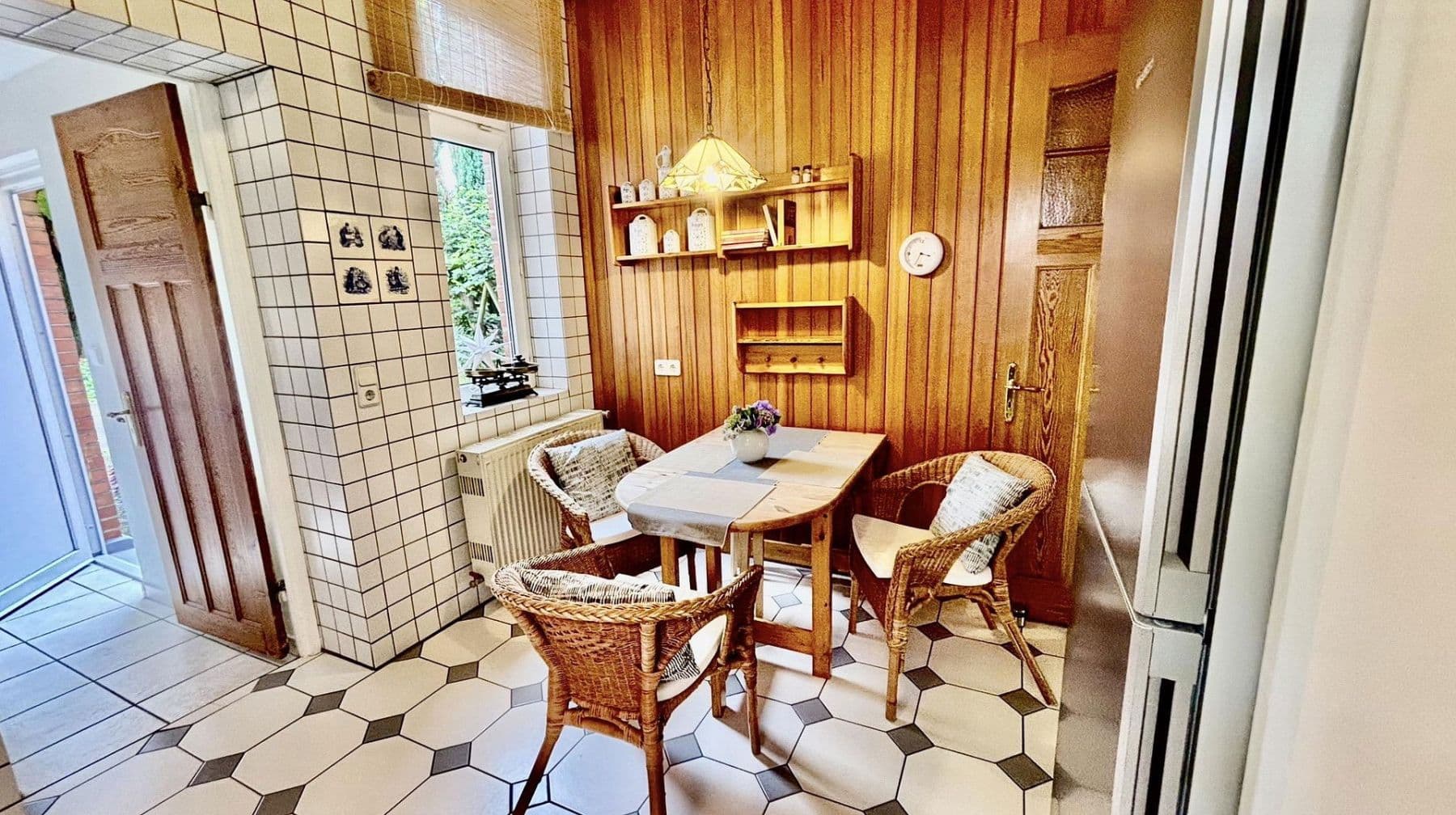 Prenájom bytu 5-izbový 120 m², Hamburg, Hamburg Prenájom bytu 5-izbový 120 m², Hamburg, Hamburg