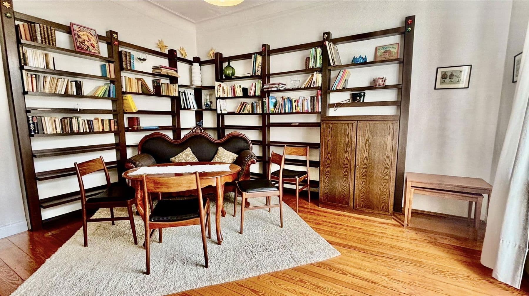 Prenájom bytu 5-izbový 120 m², Hamburg, Hamburg Prenájom bytu 5-izbový 120 m², Hamburg, Hamburg