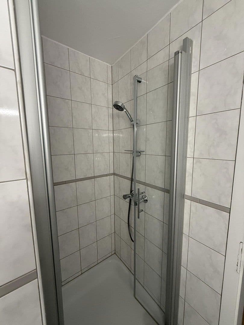 Prenájom bytu 2-izbový 64 m², Erftstraße 44, Neuss, Severné Porýnie - Westfálsko Prenájom bytu 2-izbový 64 m², Erftstraße 44, Neuss, Severné Porýnie - Westfálsko