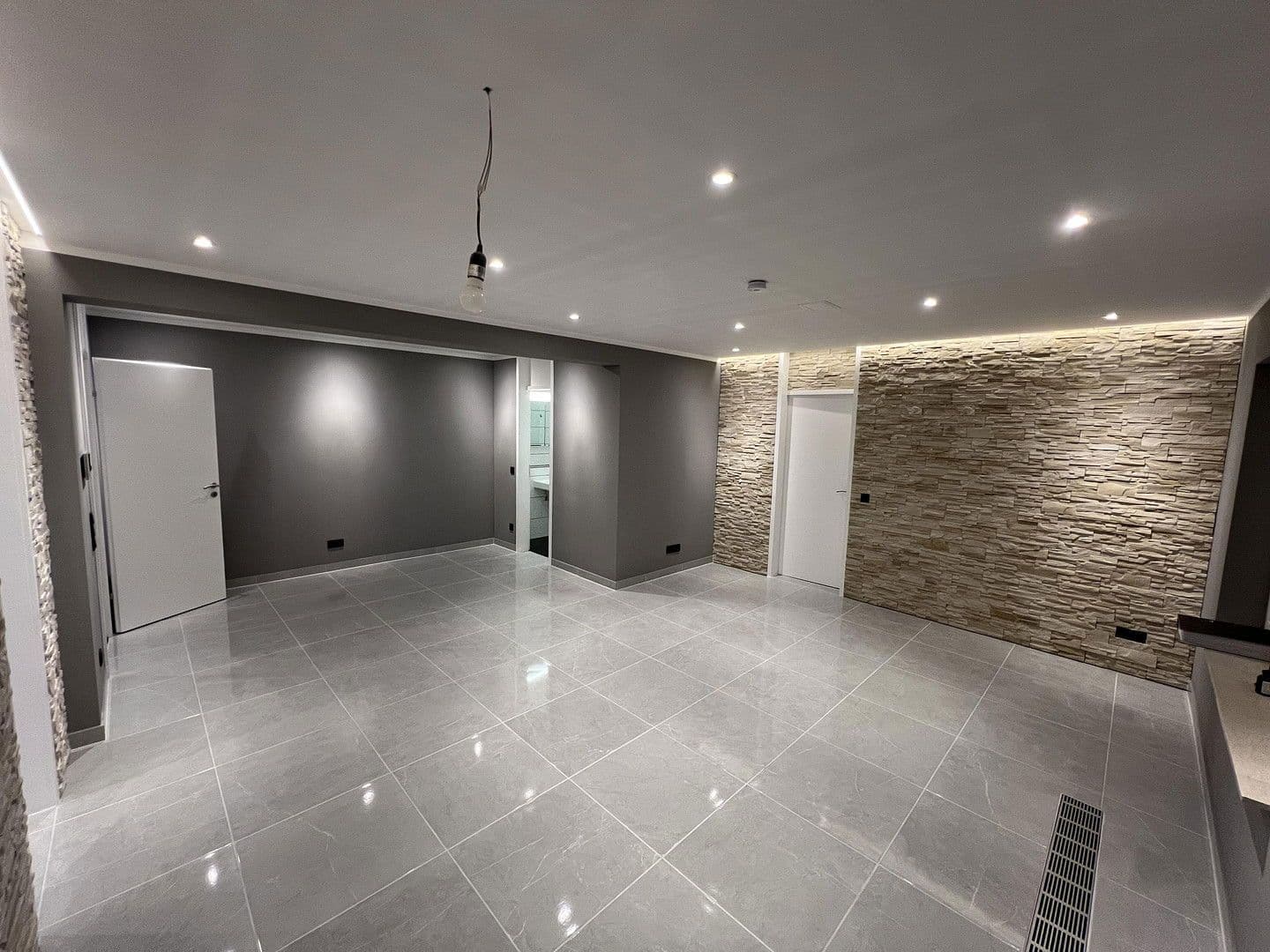 Predaj bytu 2-izbový 79 m², Sulzer Str. 84/3, Wildberg, Bádensko-Wurttembersko Predaj bytu 2-izbový 79 m², Sulzer Str. 84/3, Wildberg, Bádensko-Wurttembersko