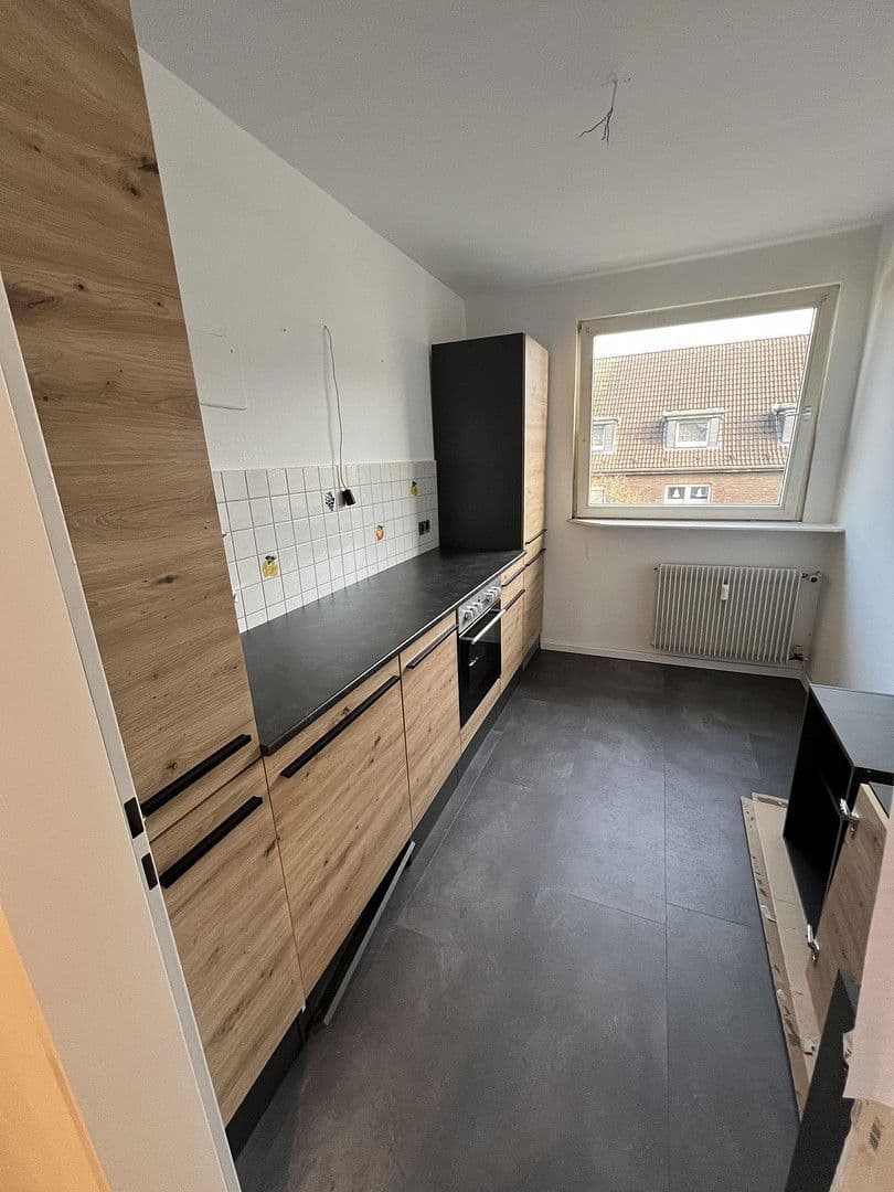 Prenájom bytu 3-izbový 64 m², Körnerstraße 97, Oberhausen, Severné Porýnie - Westfálsko Prenájom bytu 3-izbový 64 m², Körnerstraße 97, Oberhausen, Severné Porýnie - Westfálsko