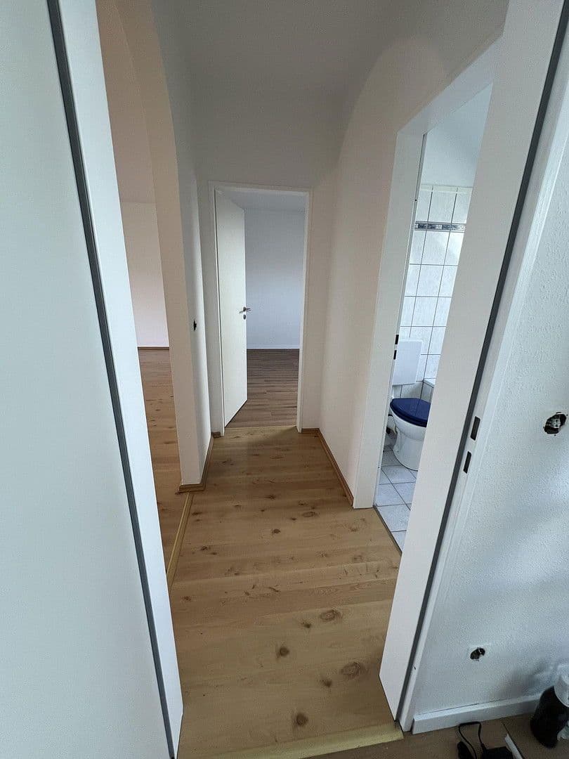 Prenájom bytu 3-izbový 64 m², Körnerstraße 97, Oberhausen, Severné Porýnie - Westfálsko Prenájom bytu 3-izbový 64 m², Körnerstraße 97, Oberhausen, Severné Porýnie - Westfálsko