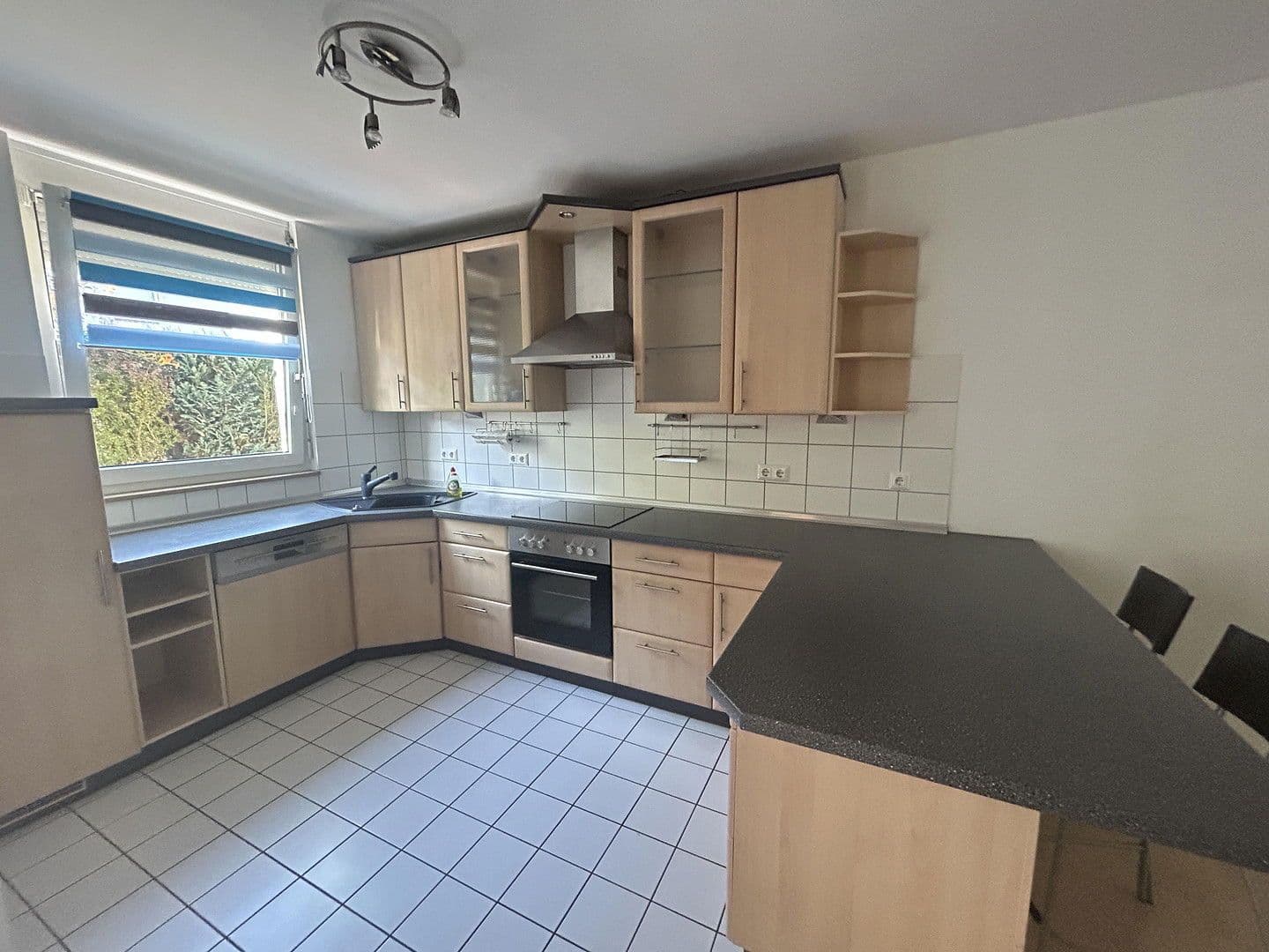 Prenájom domu 141 m², pozemek 160 m², Kaiserslautern, Porýnie-Falcko Prenájom domu 141 m², pozemek 160 m², Kaiserslautern, Porýnie-Falcko