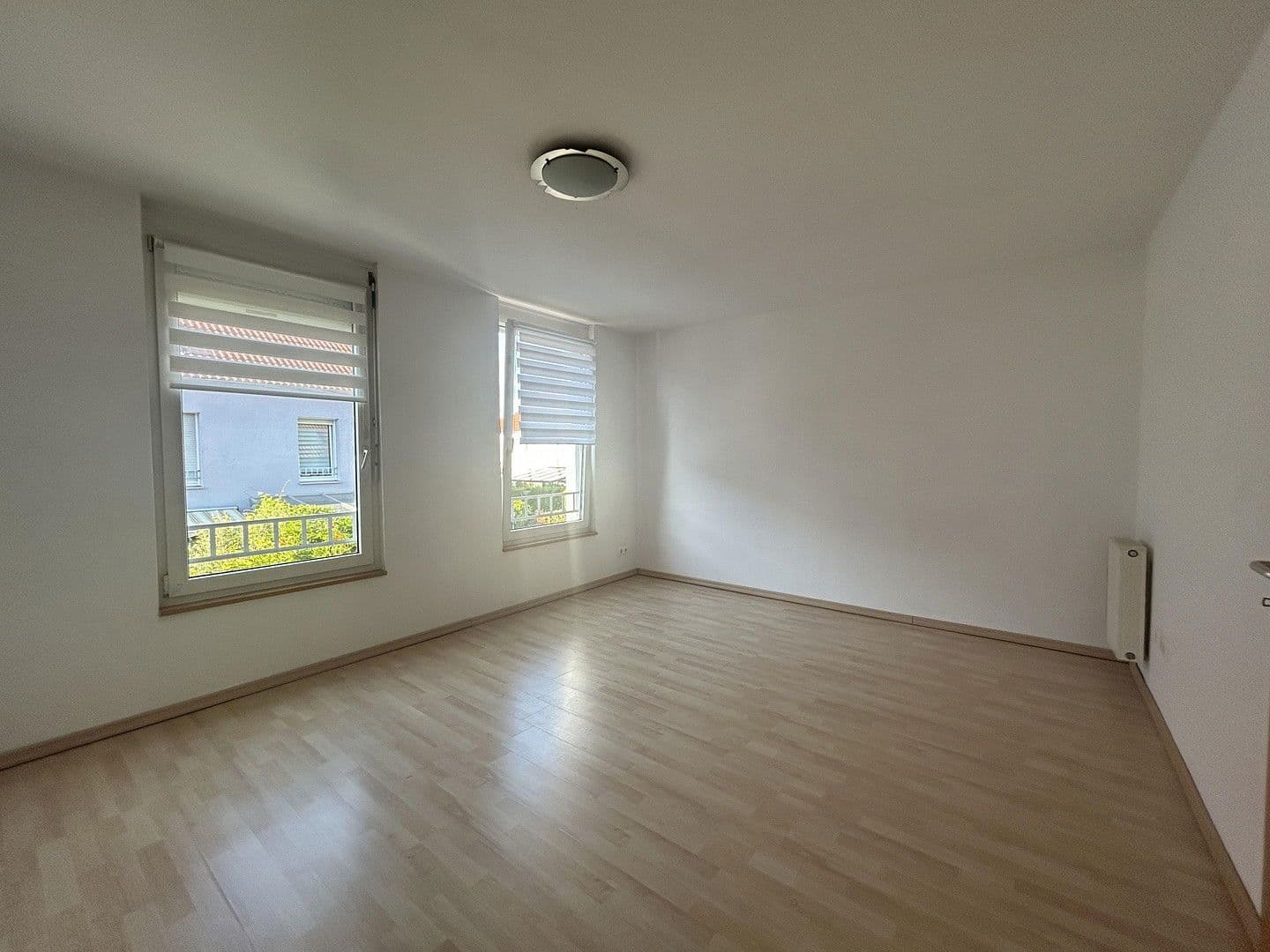 Prenájom domu 141 m², pozemek 160 m², Kaiserslautern, Porýnie-Falcko Prenájom domu 141 m², pozemek 160 m², Kaiserslautern, Porýnie-Falcko
