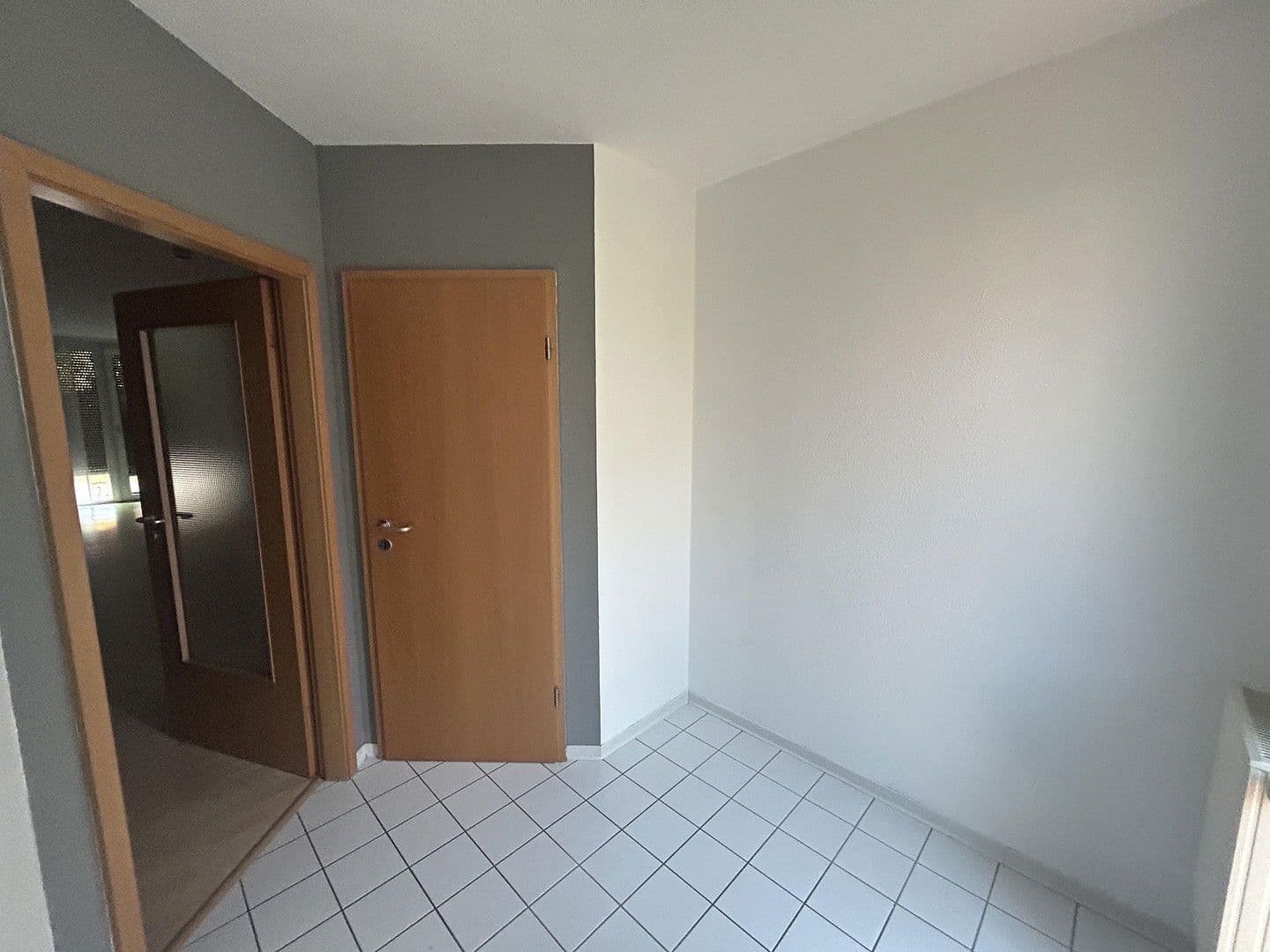 Prenájom domu 141 m², pozemek 160 m², Kaiserslautern, Porýnie-Falcko Prenájom domu 141 m², pozemek 160 m², Kaiserslautern, Porýnie-Falcko