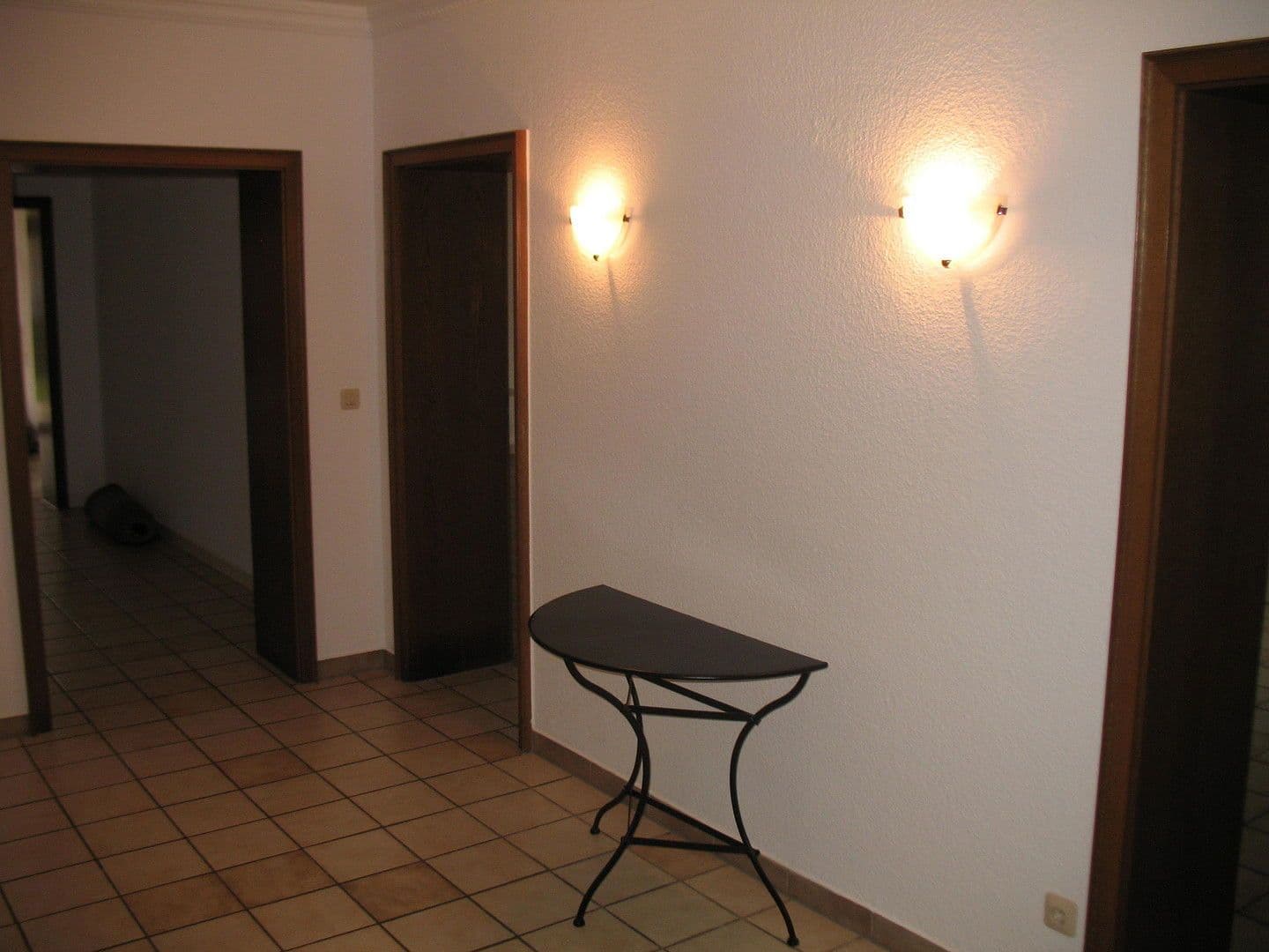 Prenájom bytu 5-izbový 174 m², Gänsfelderstraße 14, Zeltingen-Rachtig, Porýnie-Falcko Prenájom bytu 5-izbový 174 m², Gänsfelderstraße 14, Zeltingen-Rachtig, Porýnie-Falcko